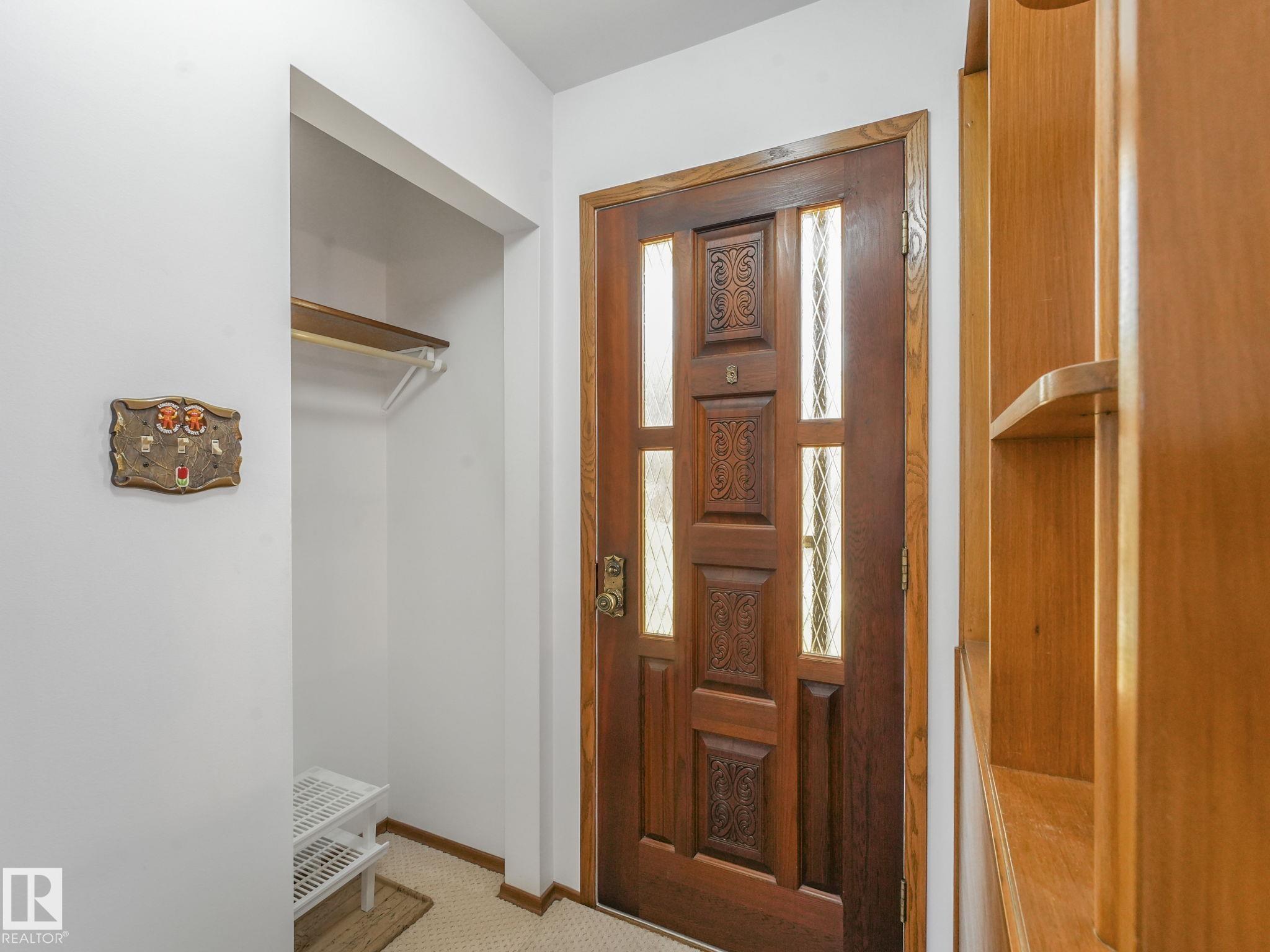 Picture for 9010 MEADOWLARK RD NW