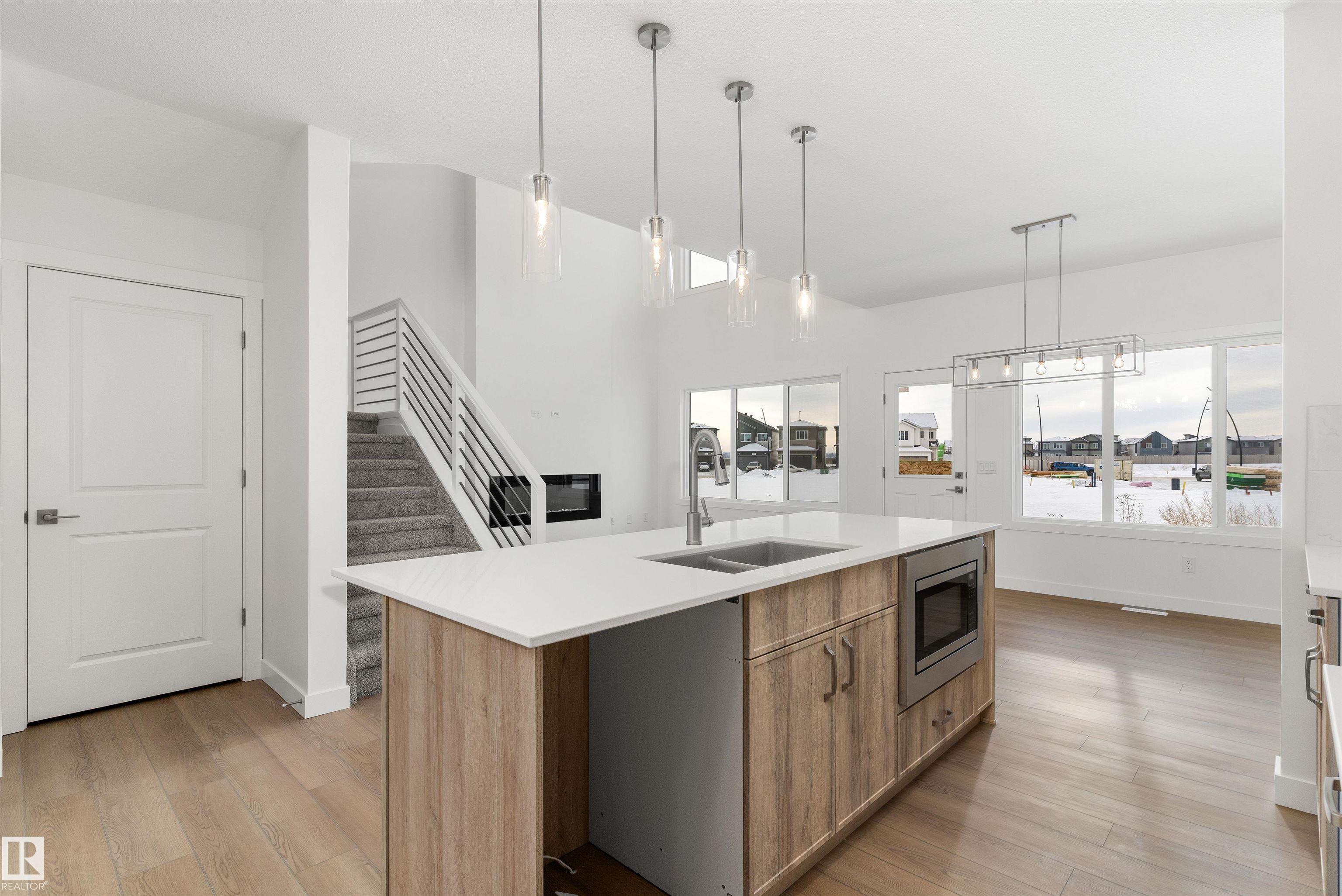 Photo 11 at 18927 28 Avenue NW, The Uplands, Edmonton