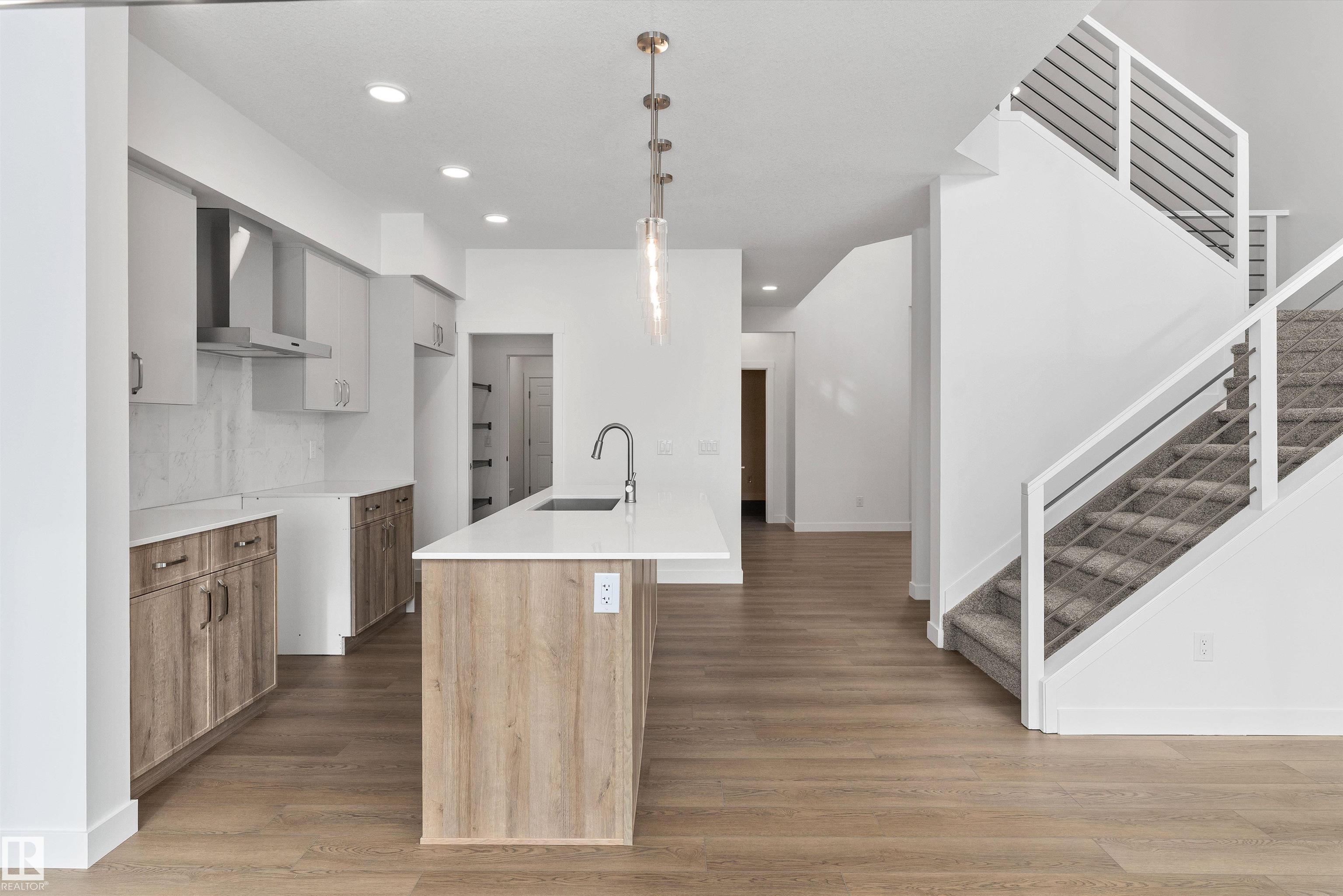 Photo 14 at 18927 28 Avenue NW, The Uplands, Edmonton