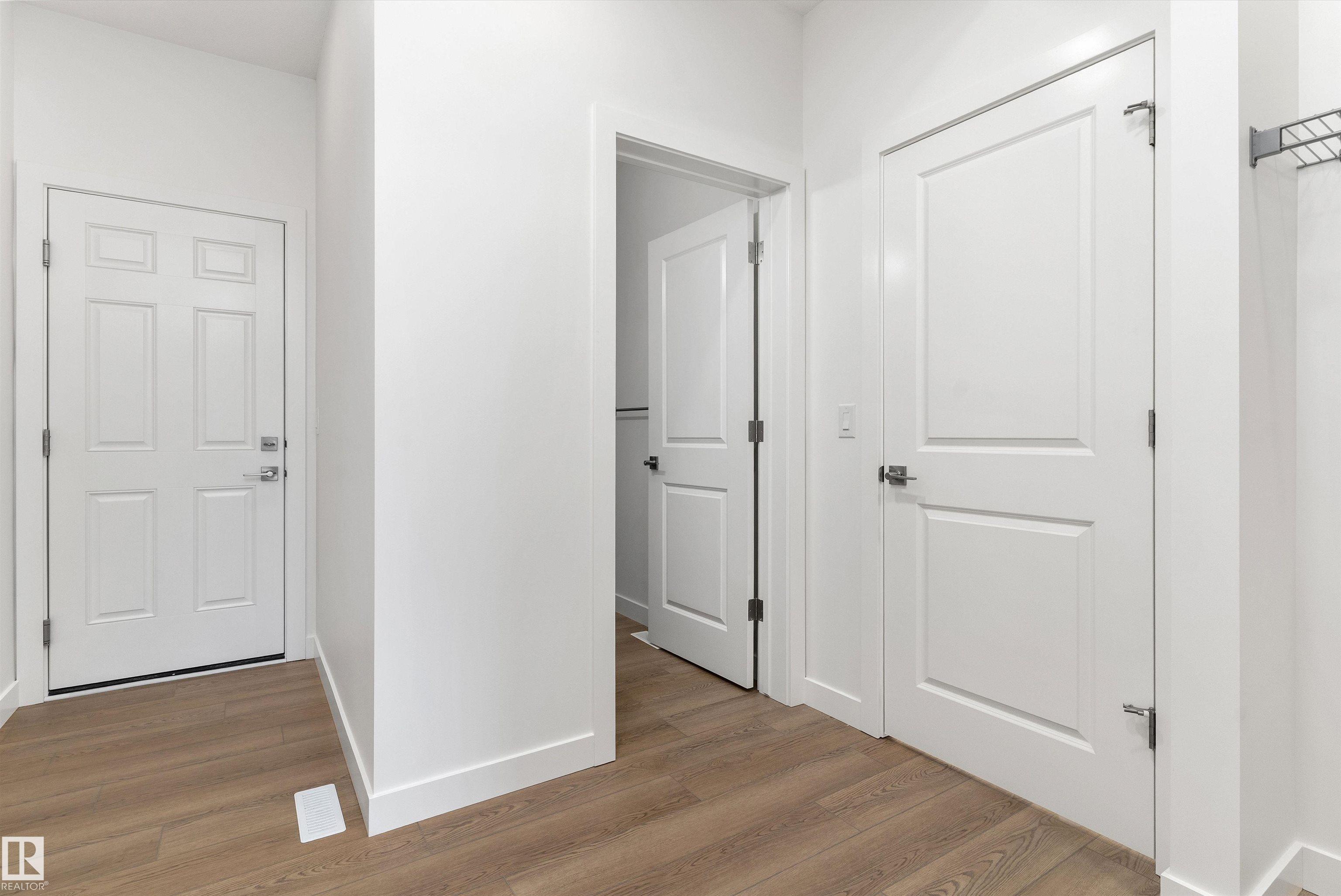 Photo 7 at 18927 28 Avenue NW, The Uplands, Edmonton