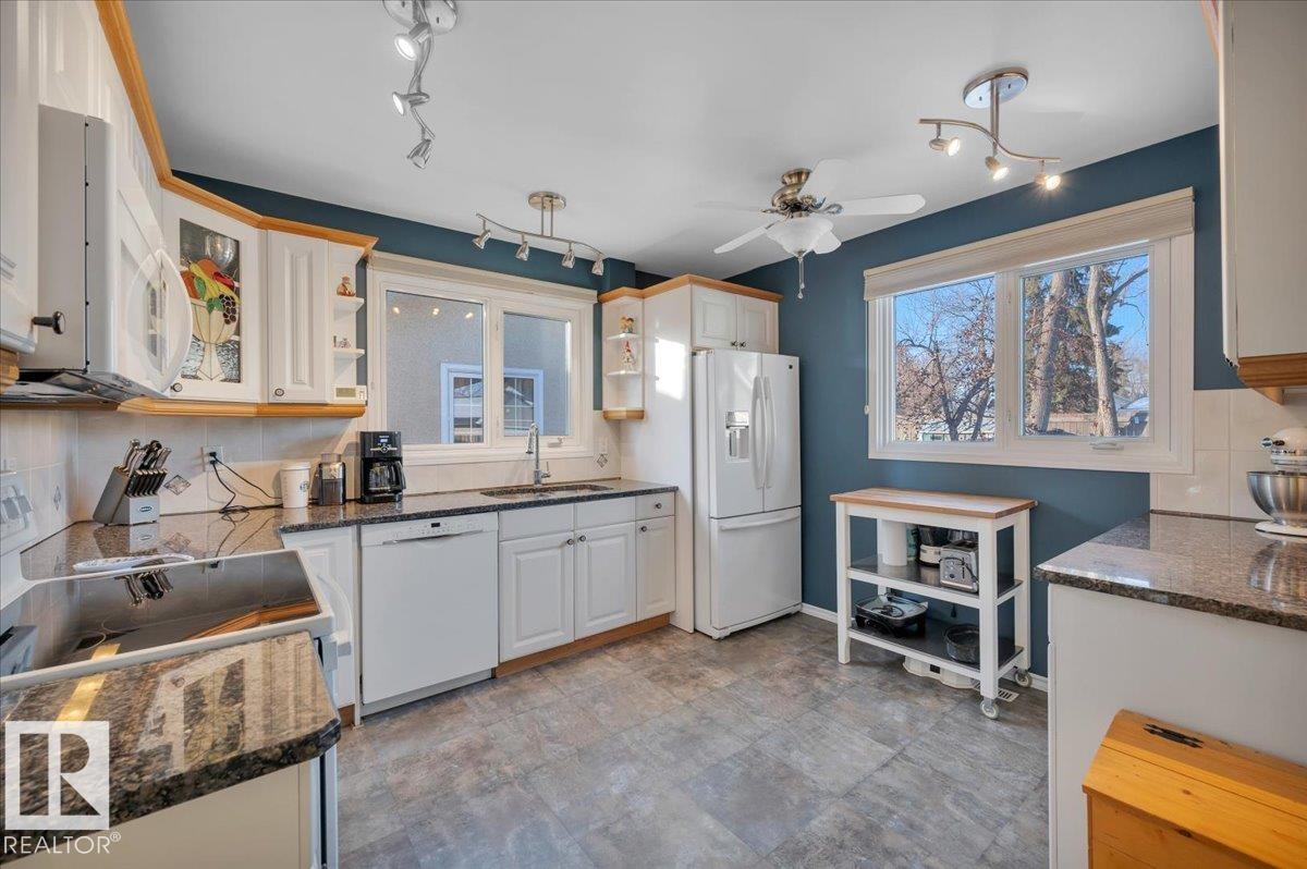 Photo 14 at 12 Rosewood Place, Maplewood, Sherwood Park