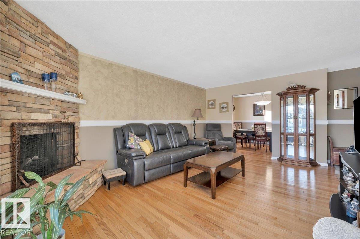 Photo 10 at 12 Rosewood Place, Maplewood, Sherwood Park