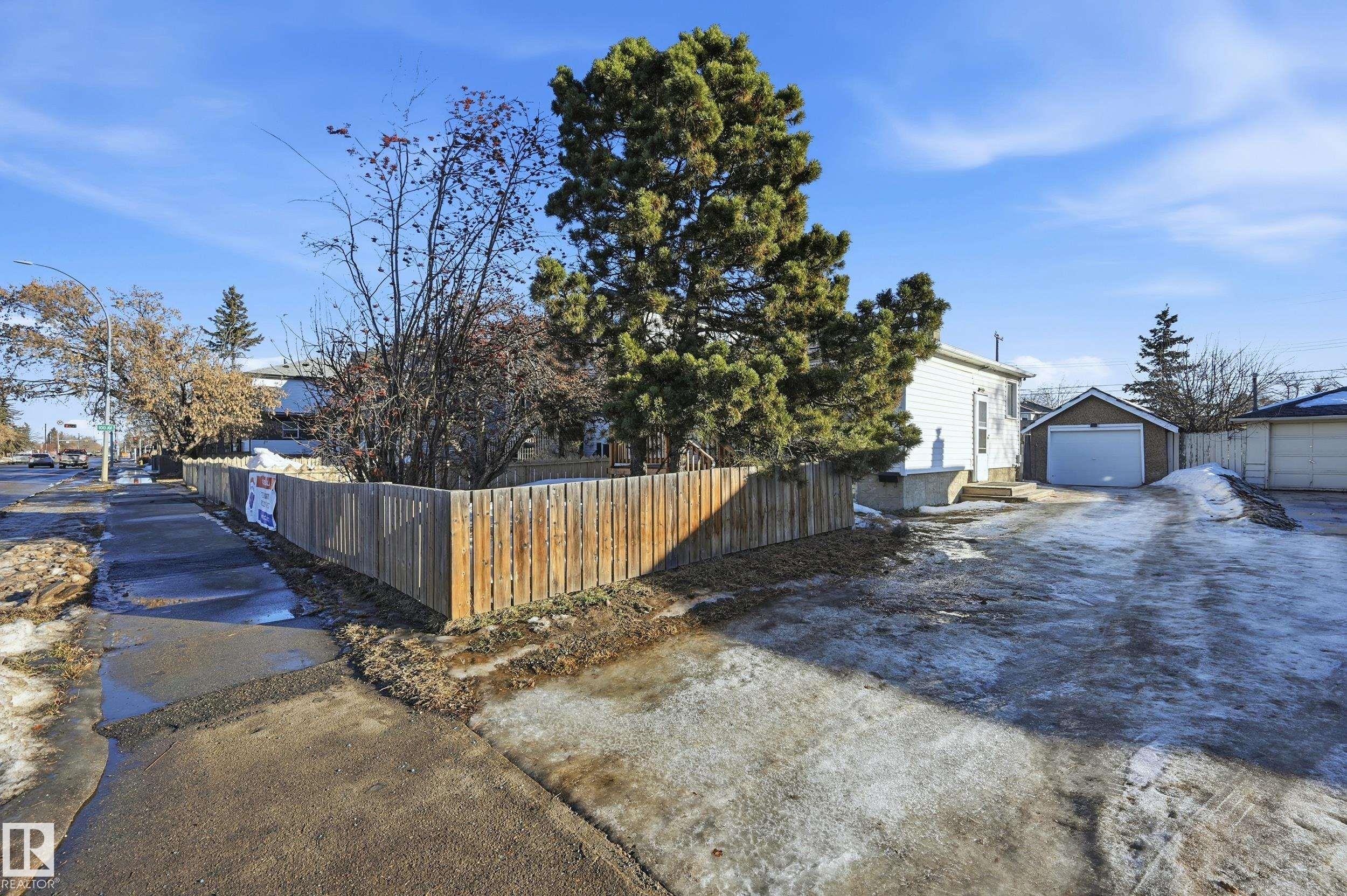 Picture for 9925 163 ST NW