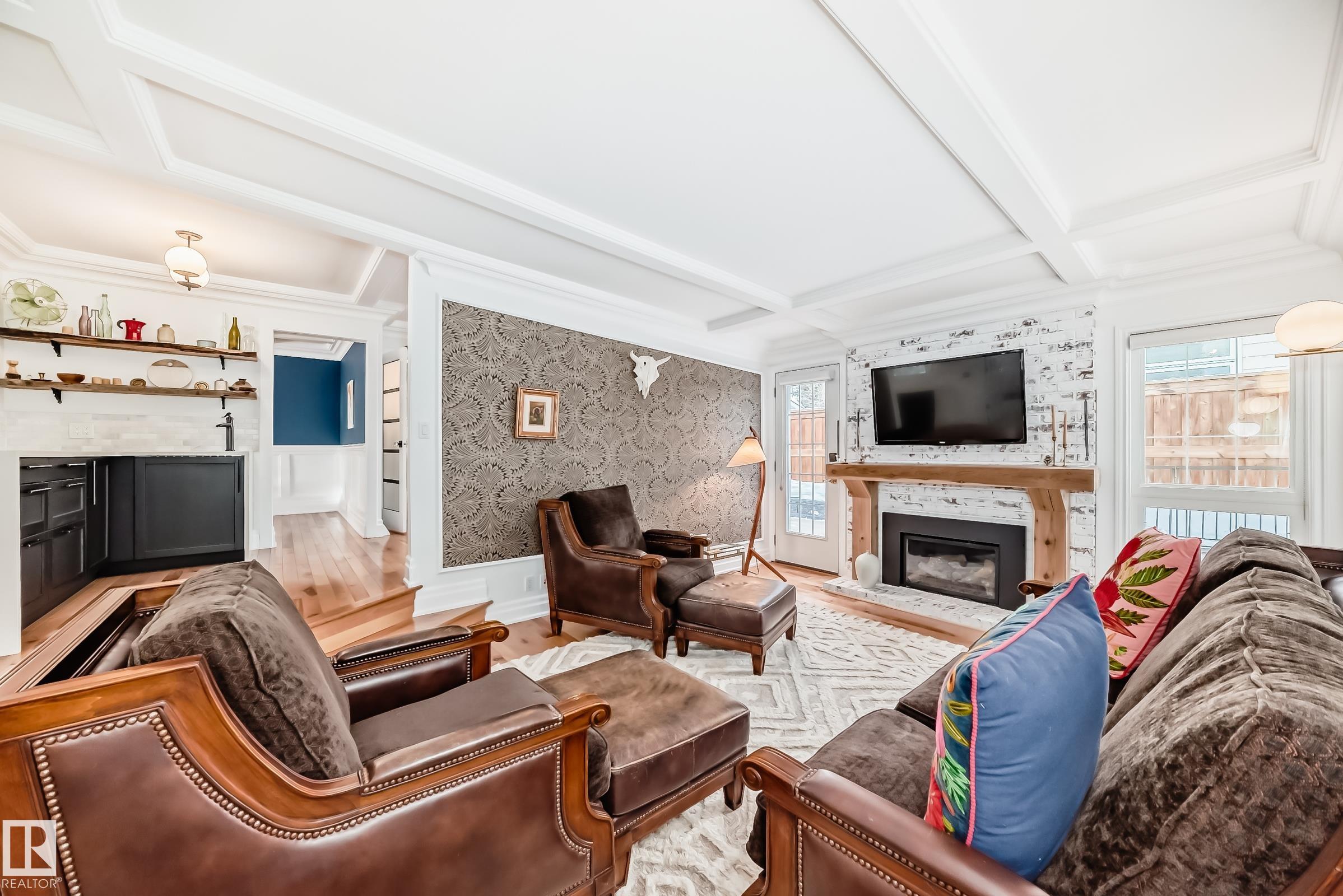 Photo 11 at 18 Morgan Crescent, Mission, St. Albert