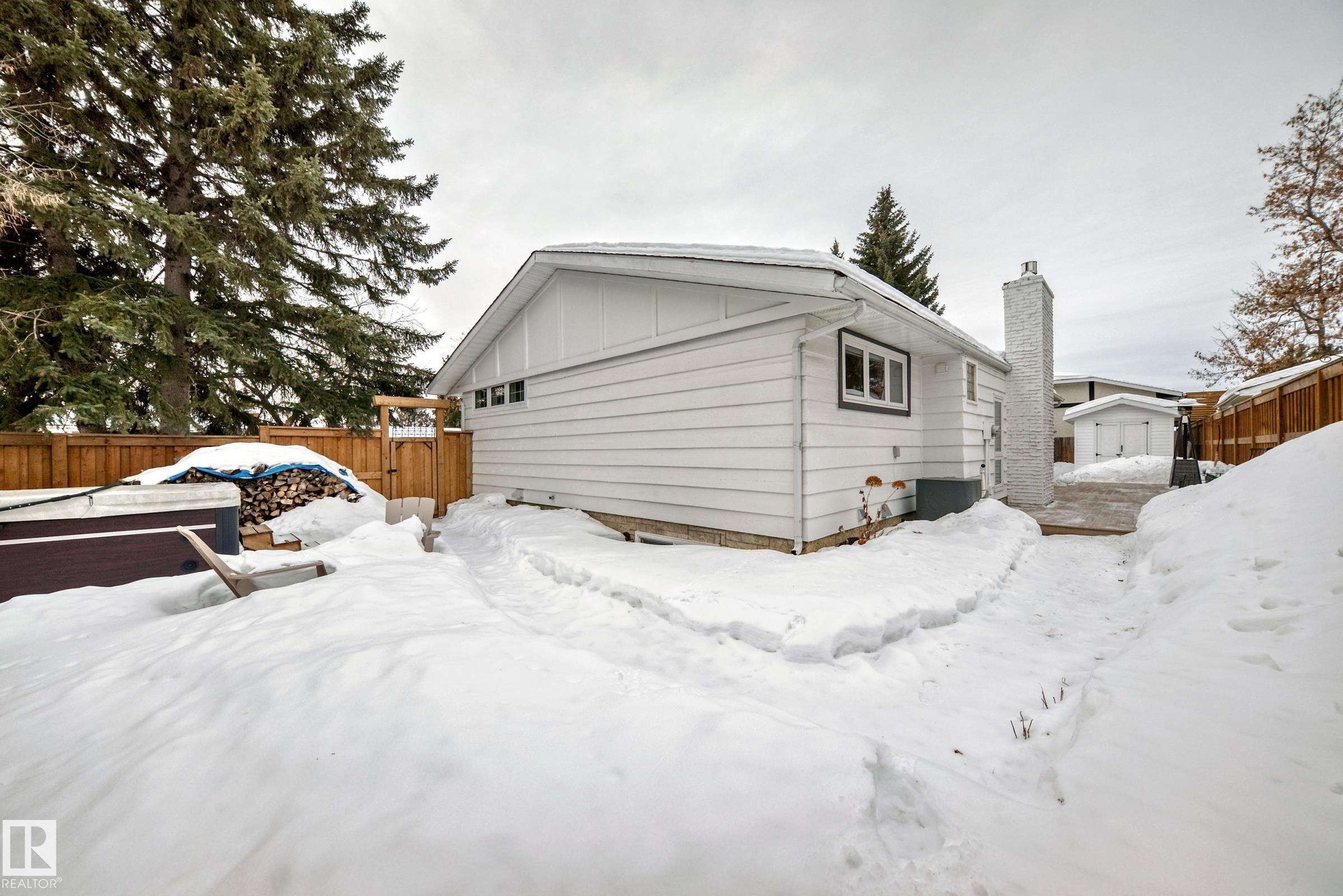 Photo 12 at 18 Morgan Crescent, Mission, St. Albert