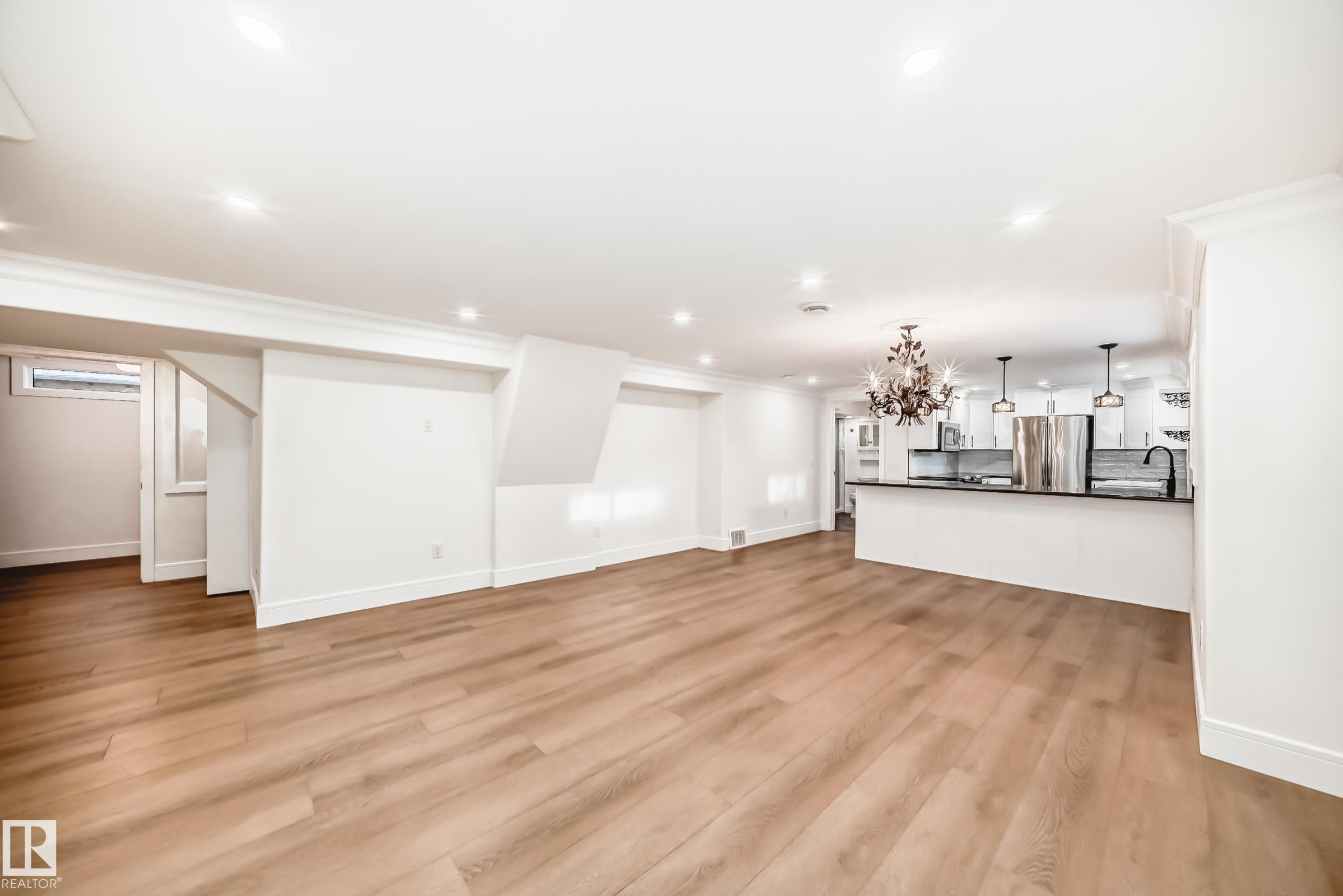 Photo 48 at 18 Morgan Crescent, Mission, St. Albert