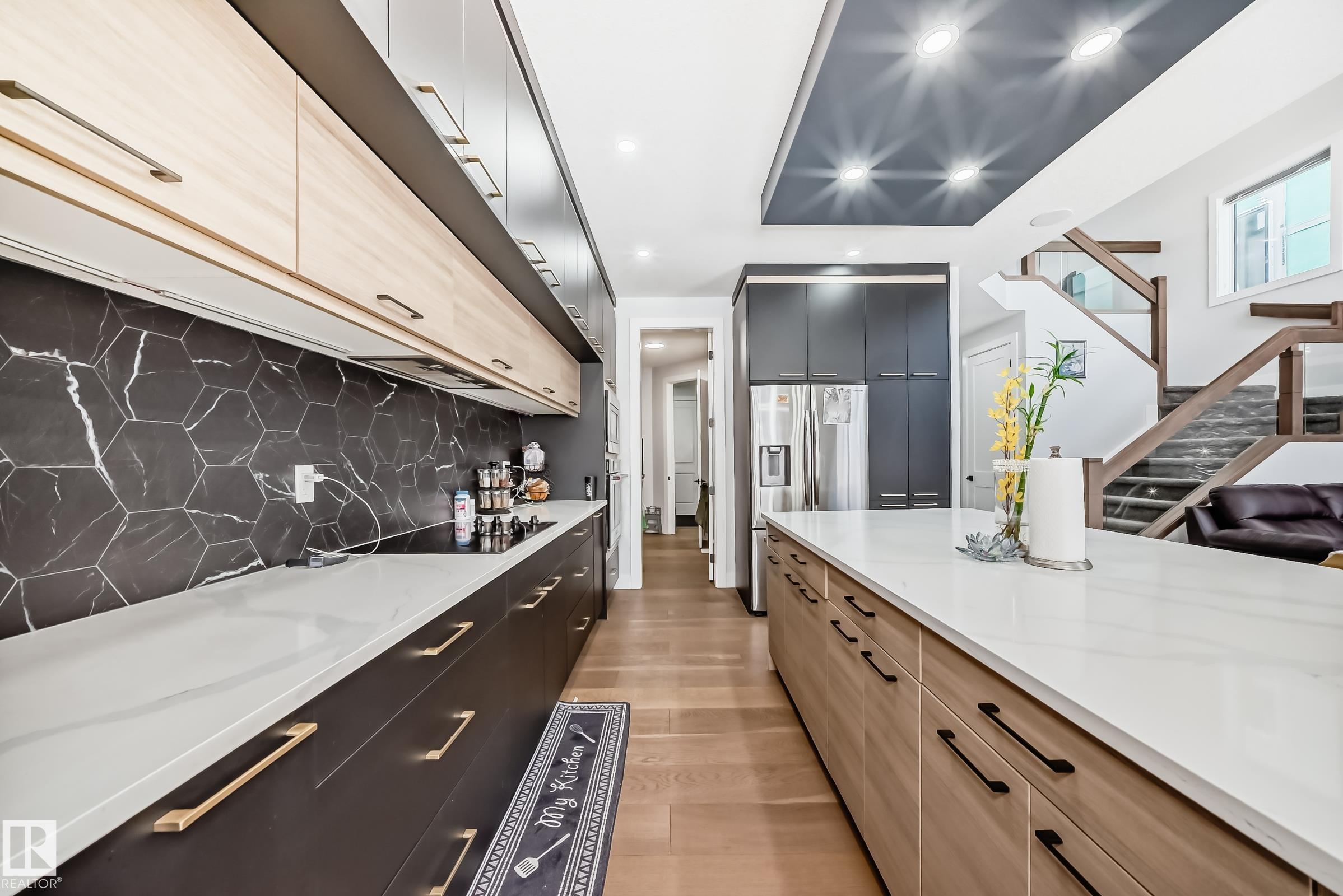 Photo 7 at 17112 68 Street NW, Schonsee, Edmonton