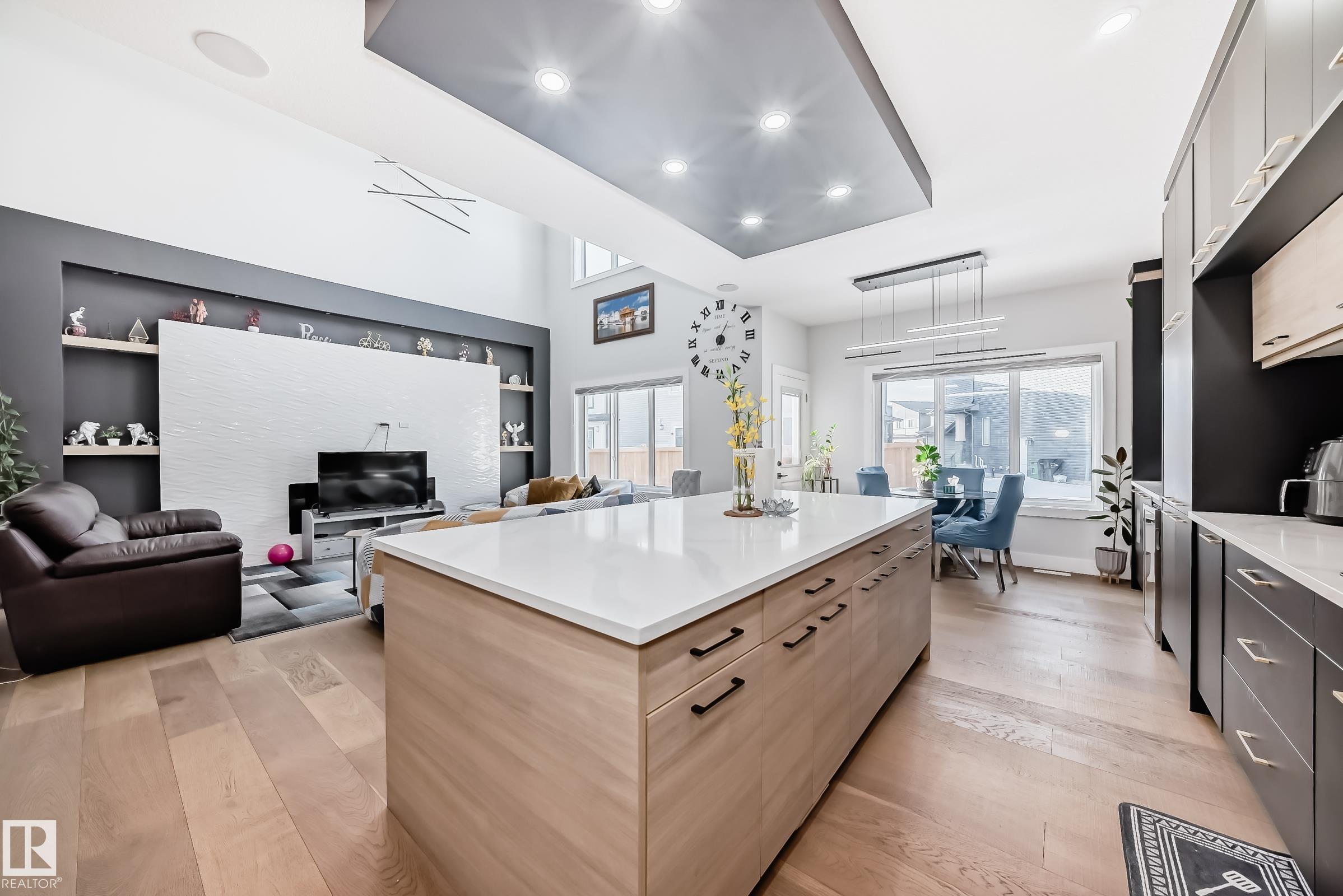 Photo 10 at 17112 68 Street NW, Schonsee, Edmonton