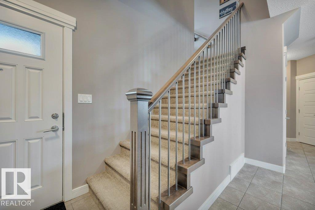 Photo 20 at 45 Sandalwood Place, Suntree, Leduc