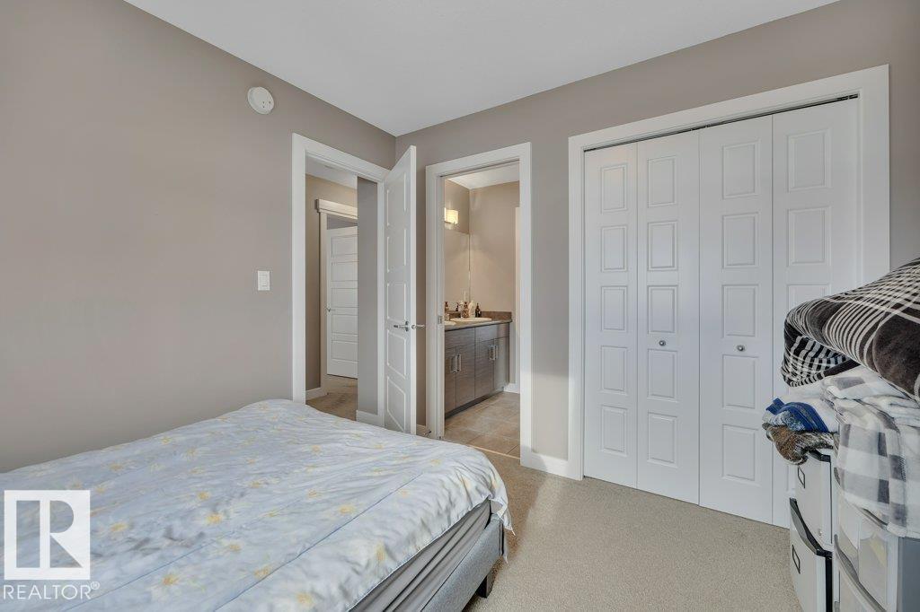 Photo 30 at 45 Sandalwood Place, Suntree, Leduc