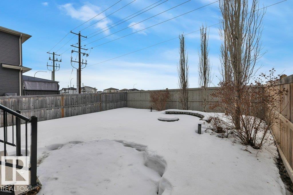 Photo 43 at 45 Sandalwood Place, Suntree, Leduc