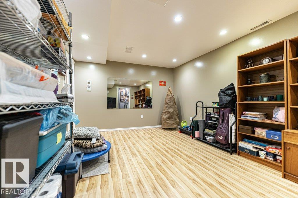 Photo 28 at 3010 108 Street NW, Steinhauer, Edmonton