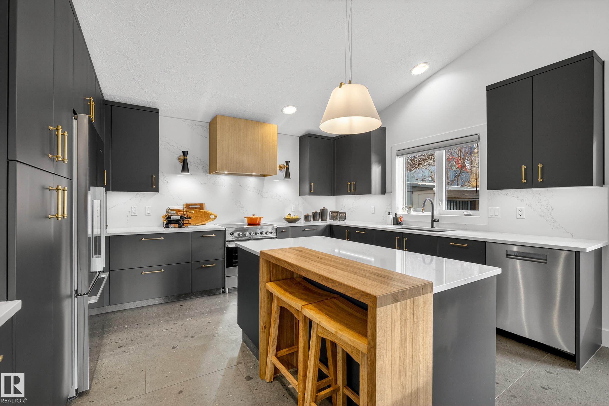 Photo 16 at 142 Highgrove Tc, Heritage Hills, Sherwood Park