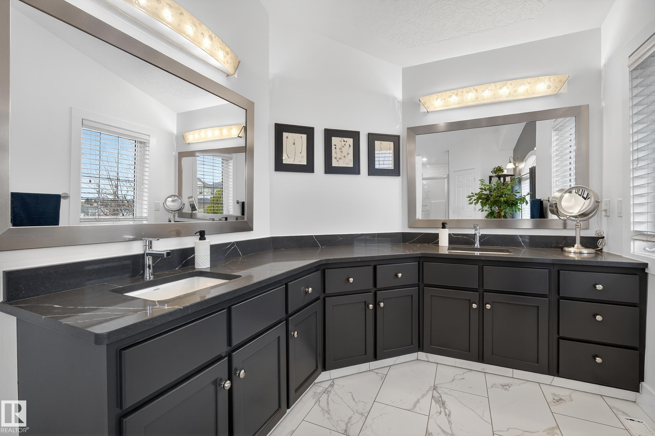 Photo 32 at 142 Highgrove Tc, Heritage Hills, Sherwood Park