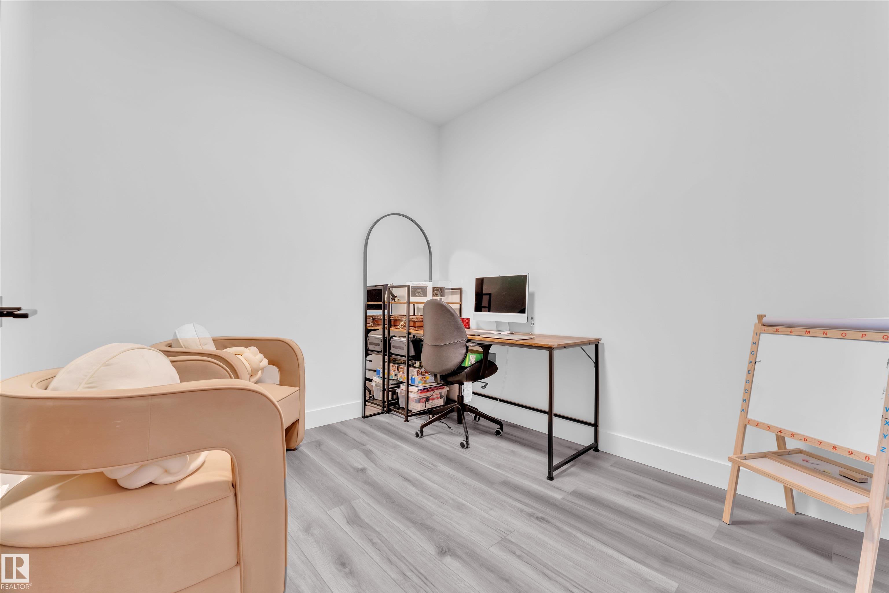 Photo 4 at 21024 128 Avenue NW, Trumpeter Area, Edmonton