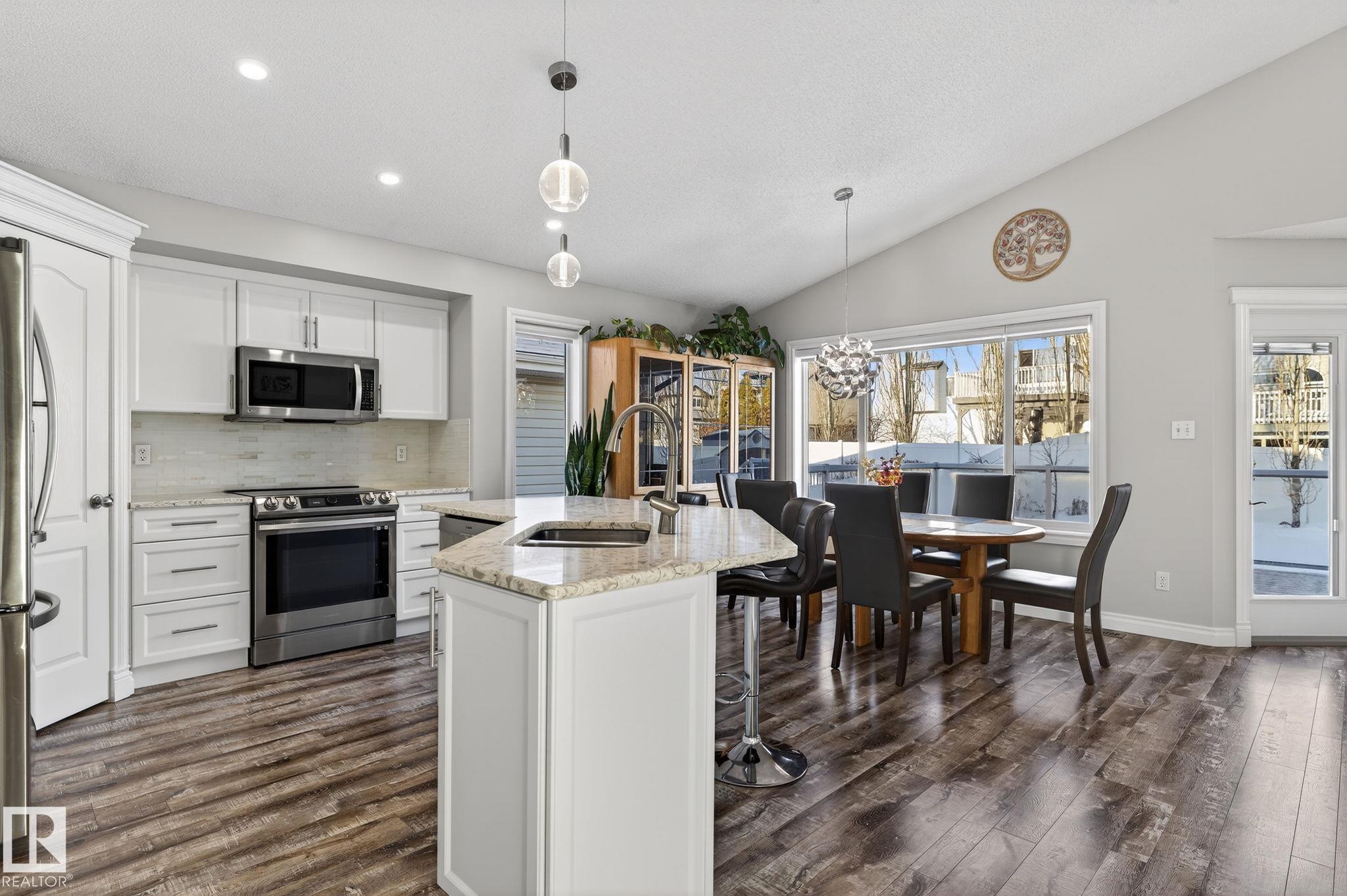 Photo 4 at 15424 43 Street NW, Brintnell, Edmonton