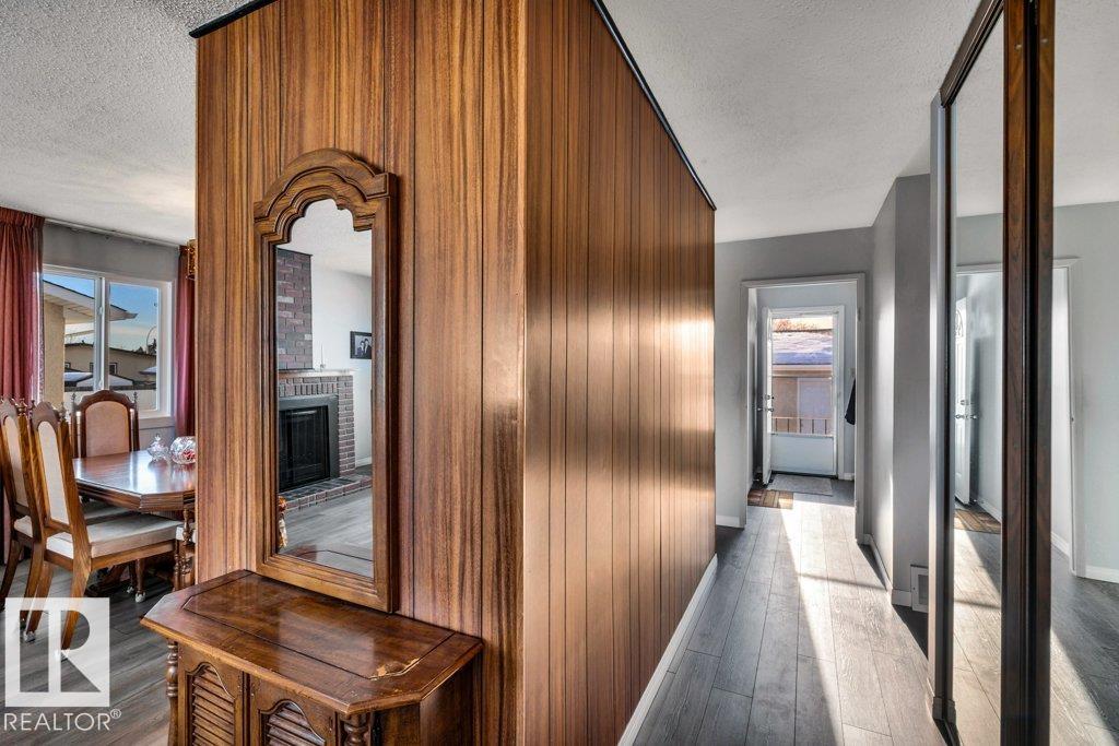 Photo 4 at 8919 152a Avenue NW, Evansdale, Edmonton