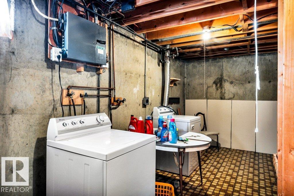 Photo 31 at 8919 152a Avenue NW, Evansdale, Edmonton