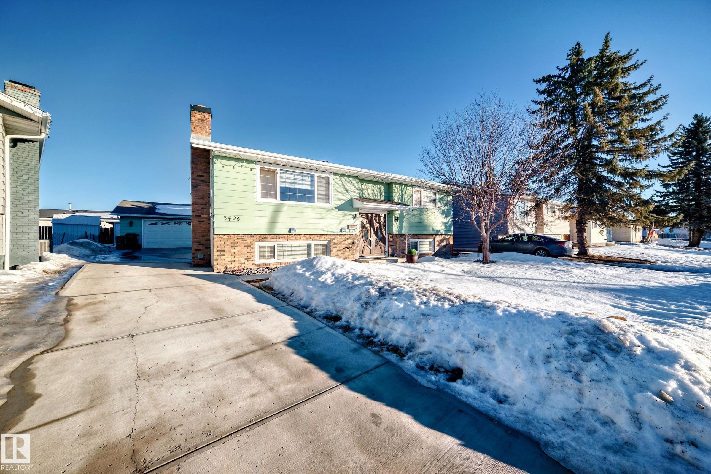 3426 135a Avenue NW, Belmont, Edmonton