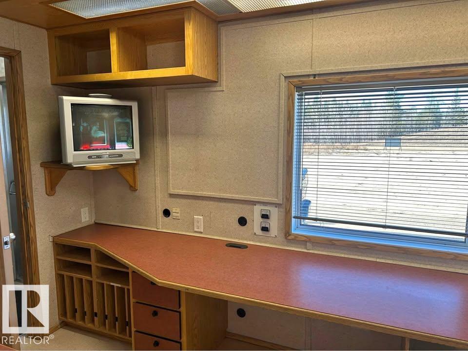 Photo 8 at 56513 Range Rd. 222, None, Rural Sturgeon County