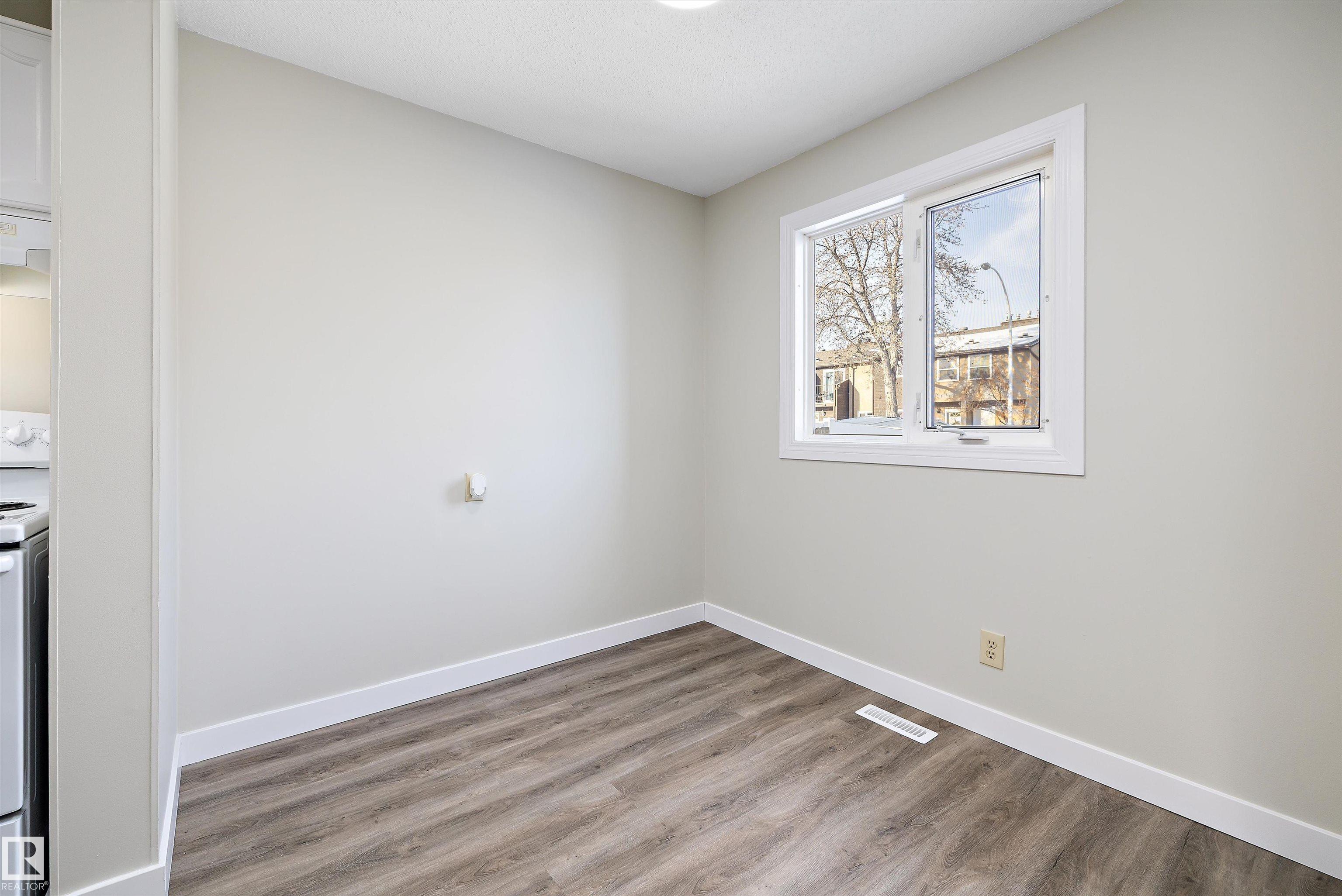 Photo 14 at 3127 139 Avenue NW, Hairsine, Edmonton