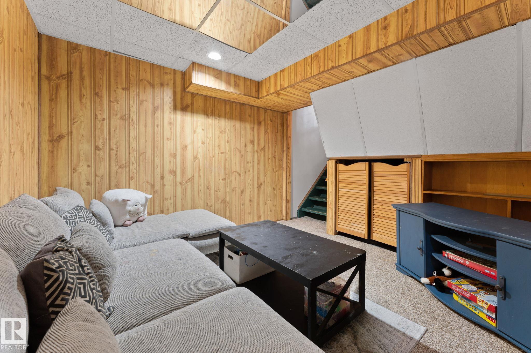 Photo 24 at 6063 35a Avenue NW, Hillview, Edmonton