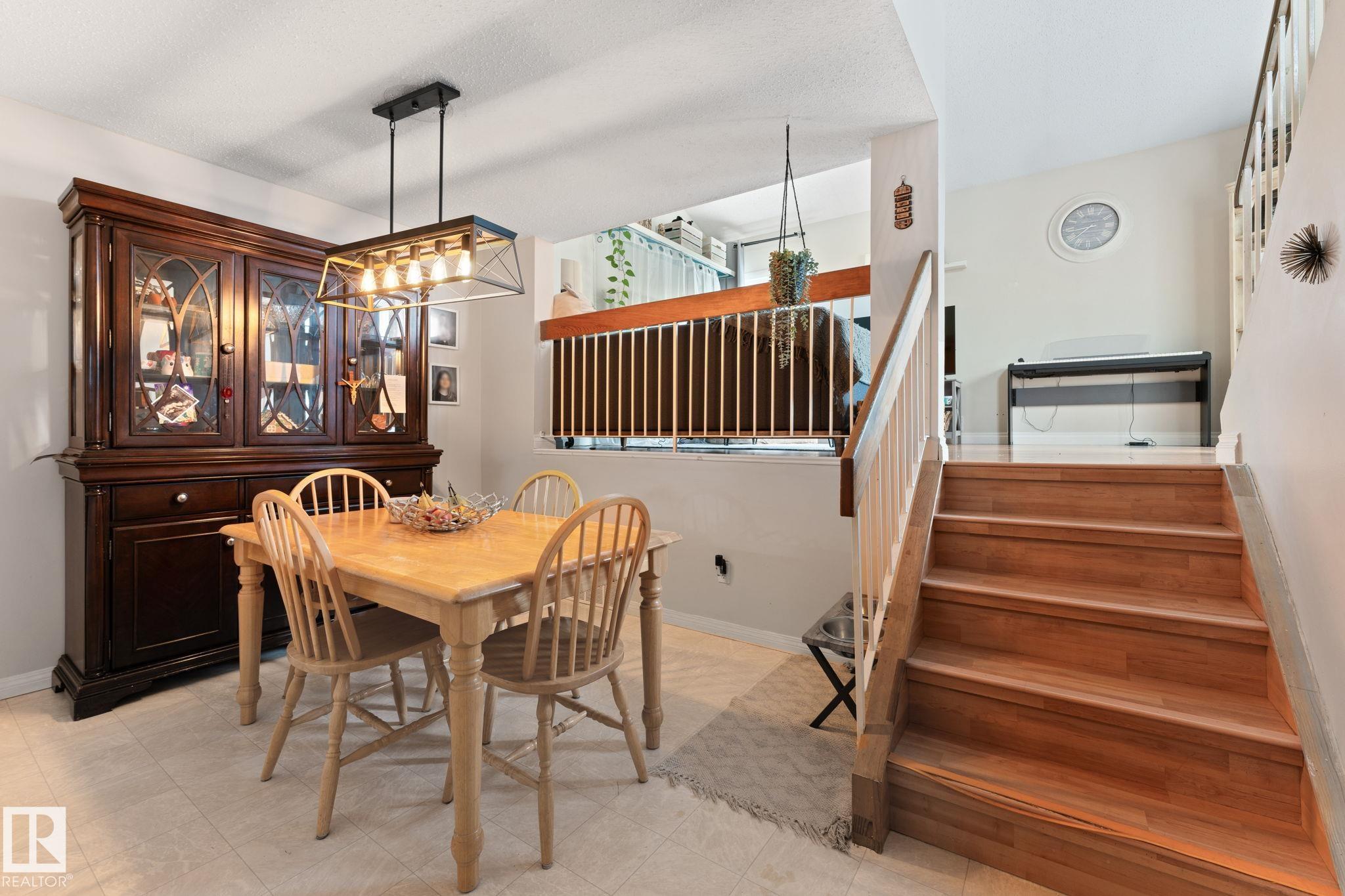 Photo 9 at 6063 35a Avenue NW, Hillview, Edmonton