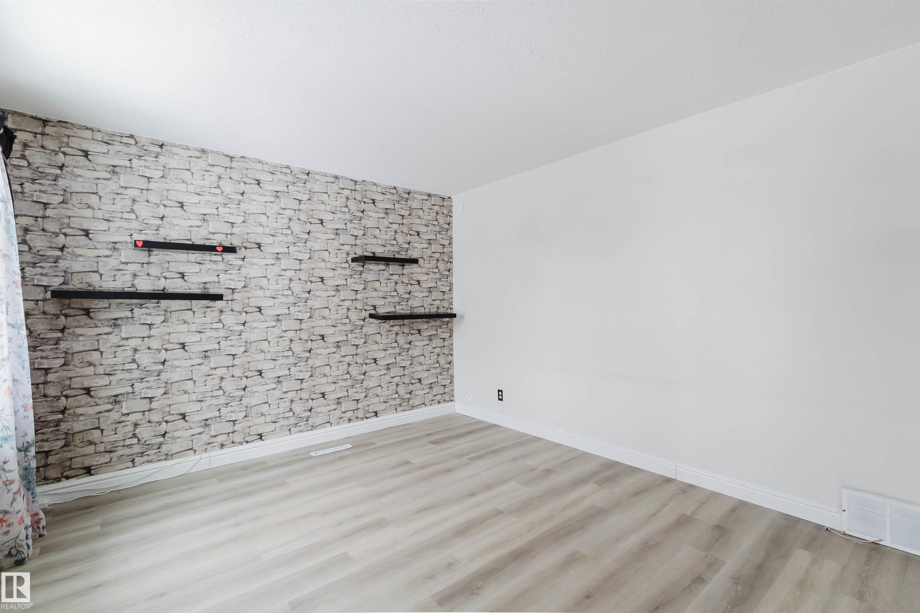 Picture for 12026 104 ST NW