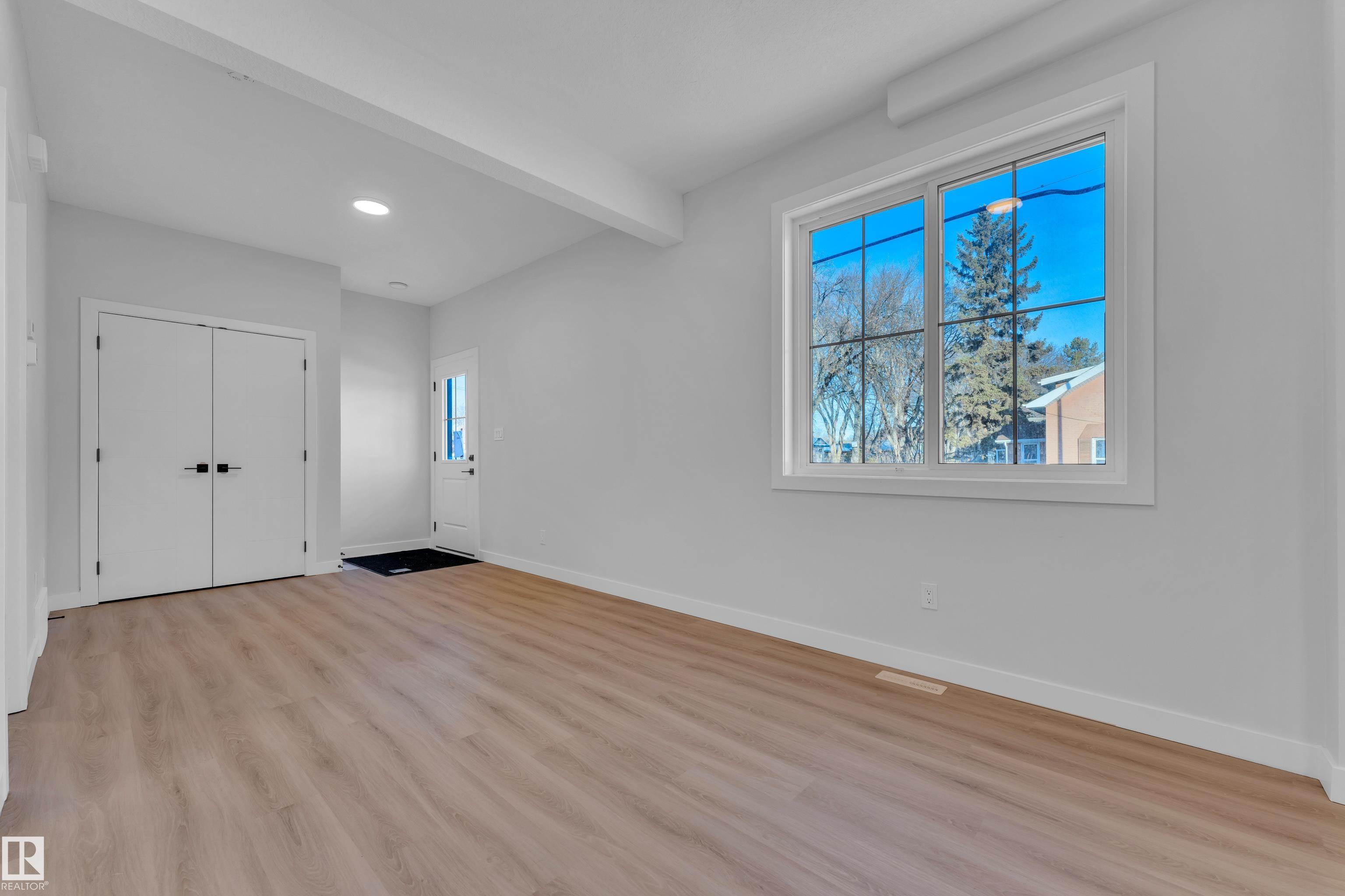 Picture for 9531/ 9533 115 ave NW