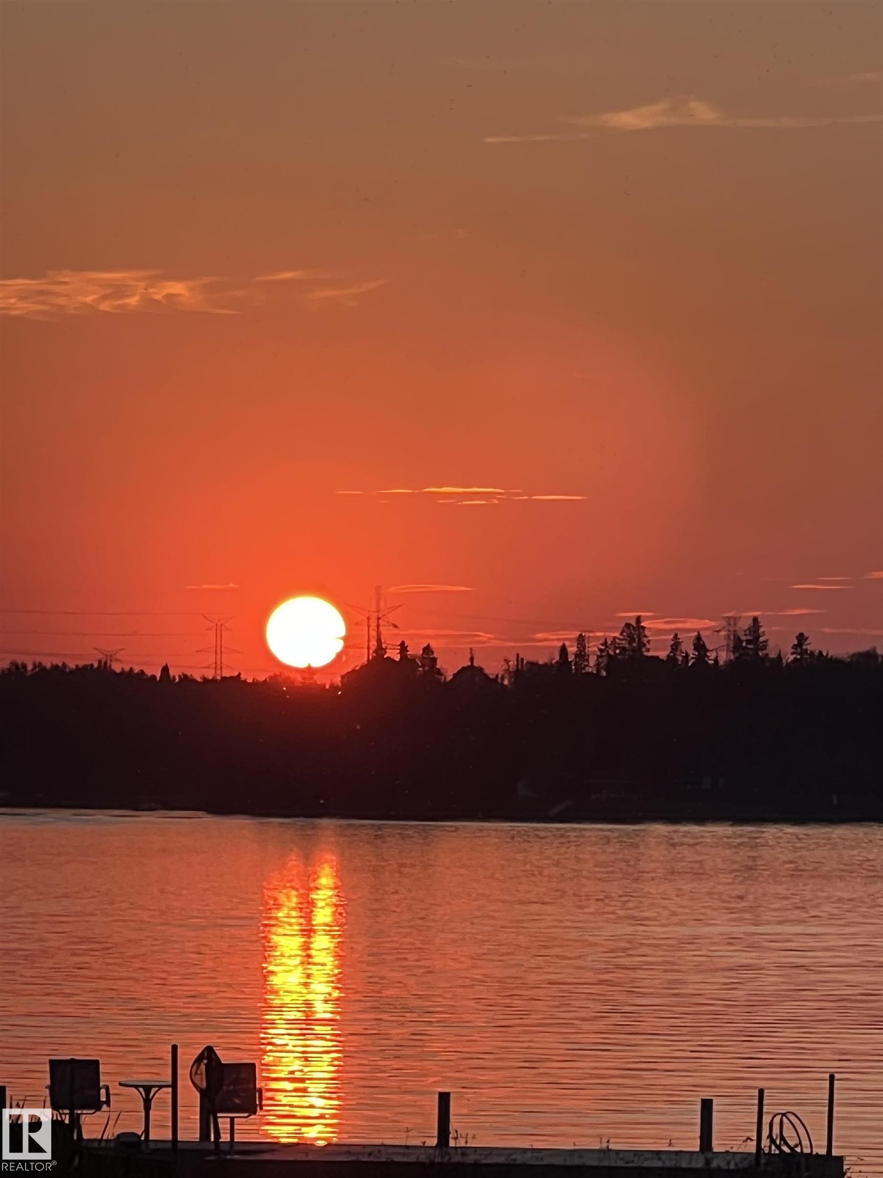 32 - 2307 Twp Road 522, West Point Estates, Rural Parkland County