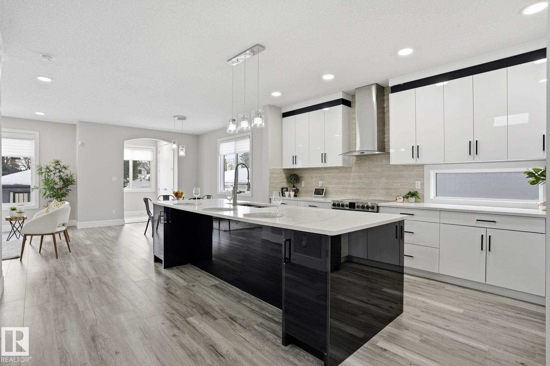 Picture for 10633 64 AV NW