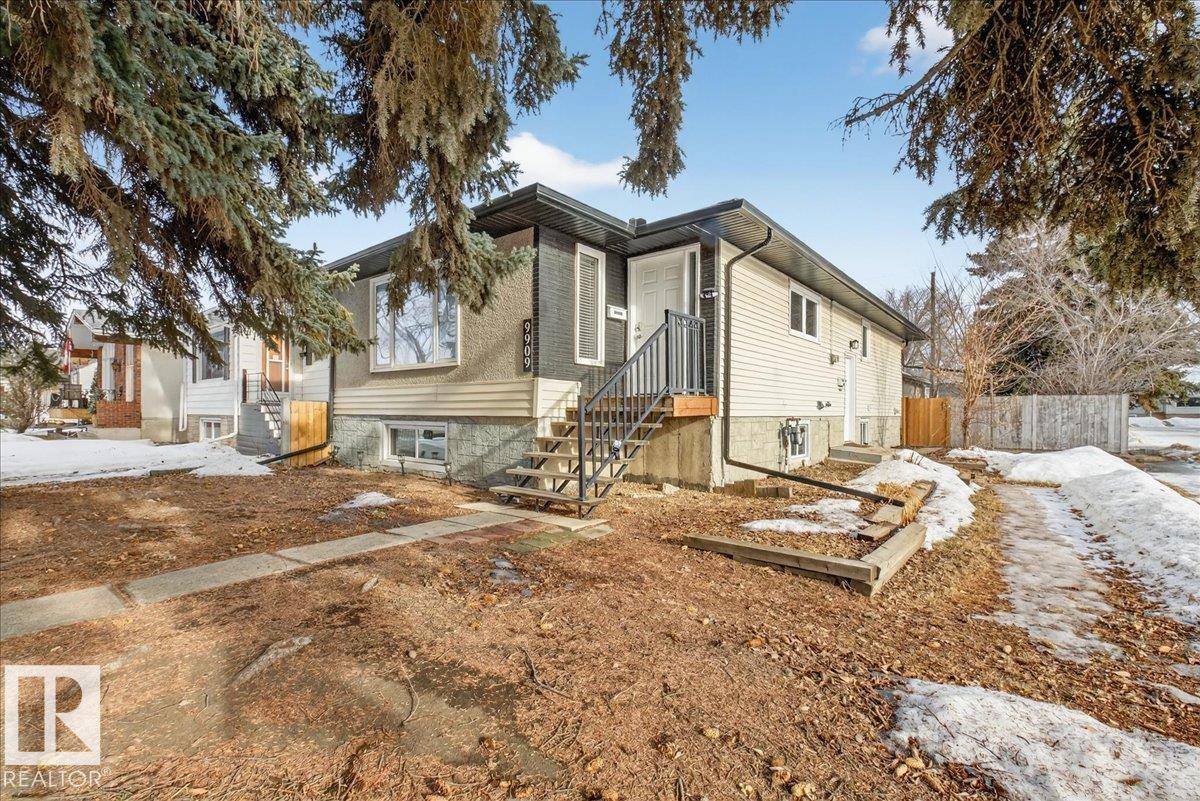 9909 77 Street NW, Forest Heights, Edmonton