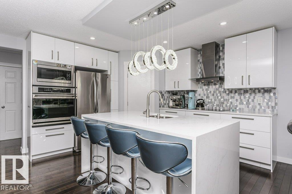 Photo 7 at 16109 137a Street NW, Carlton, Edmonton