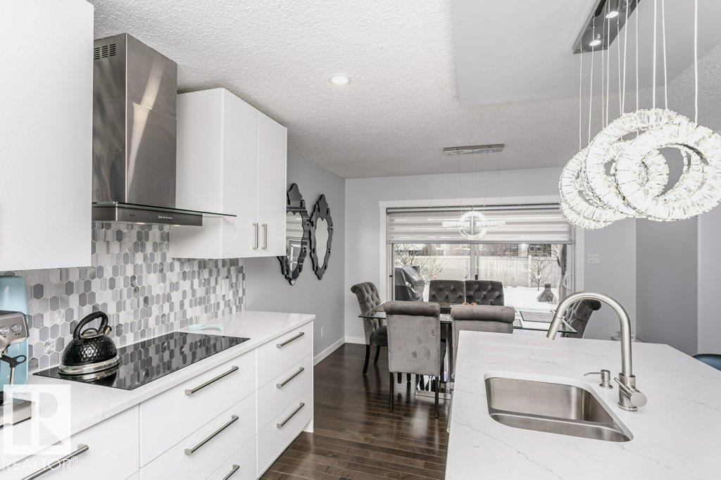 Photo 8 at 16109 137a Street NW, Carlton, Edmonton