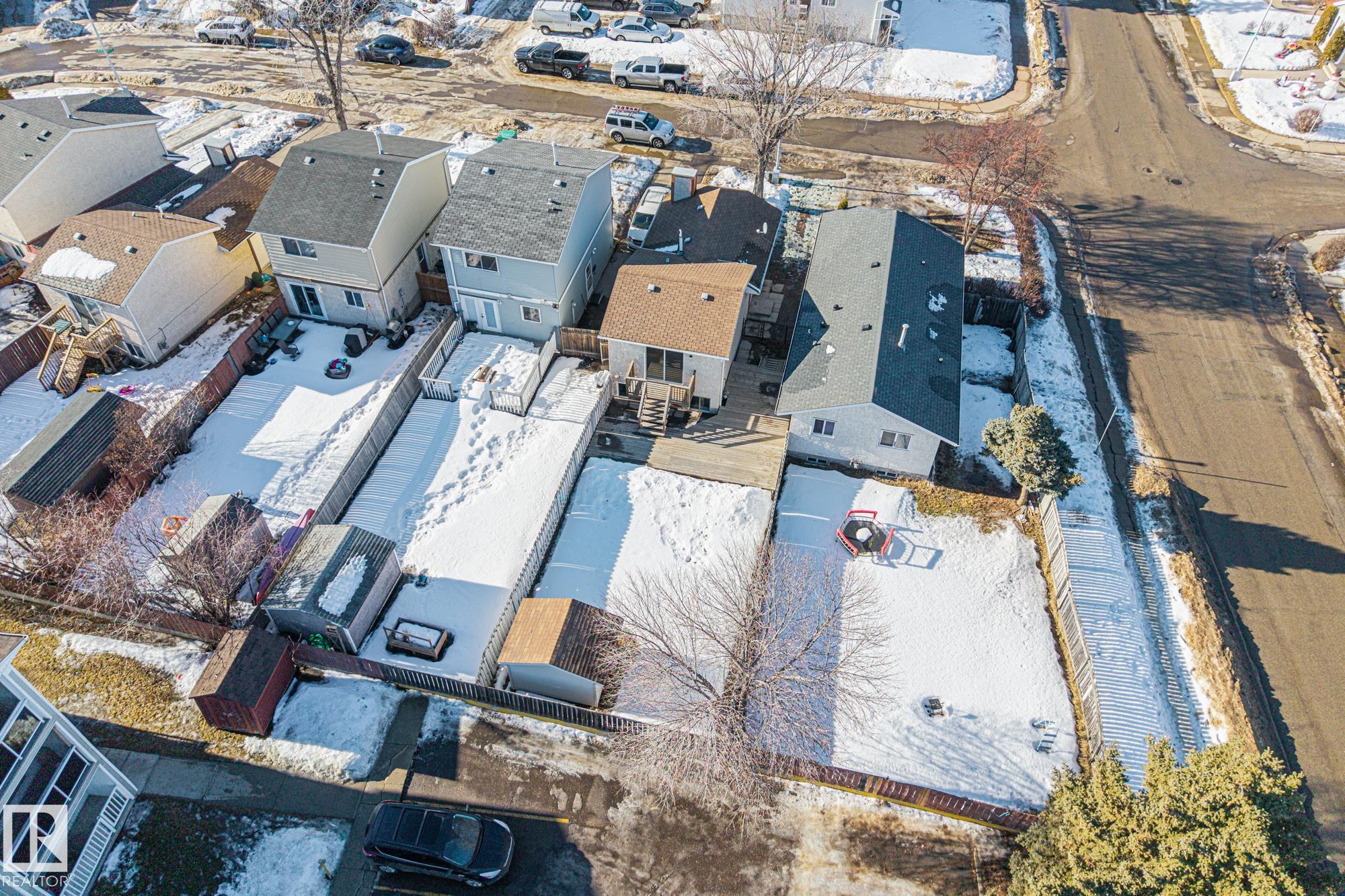 Photo 32 at 3543 46 Street NW, Minchau, Edmonton