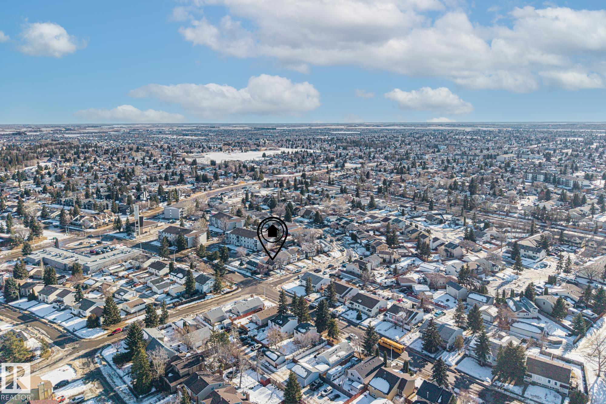 Photo 36 at 3543 46 Street NW, Minchau, Edmonton