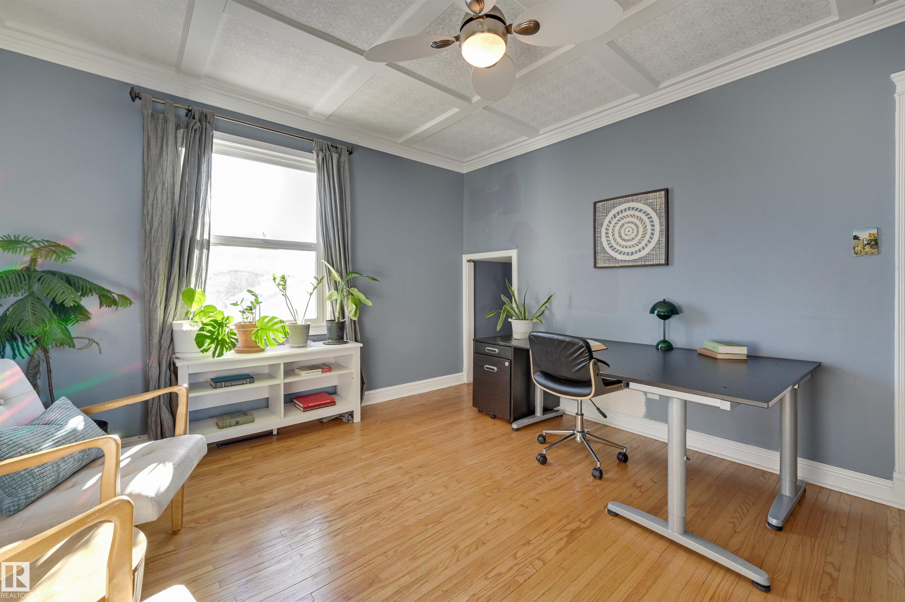 Photo 11 at 10911 66 Avenue NW, Parkallen, Edmonton