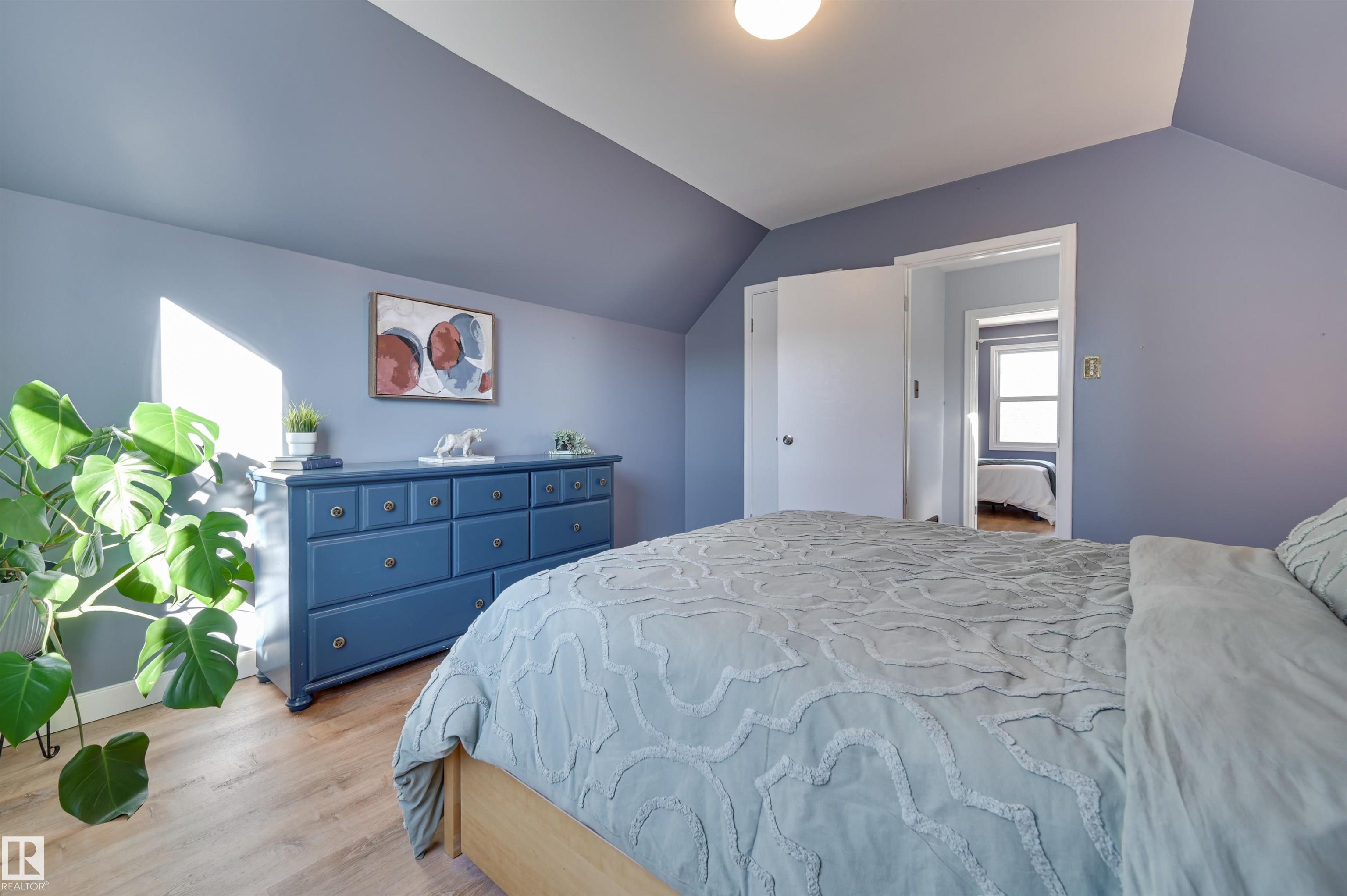 Photo 21 at 10911 66 Avenue NW, Parkallen, Edmonton