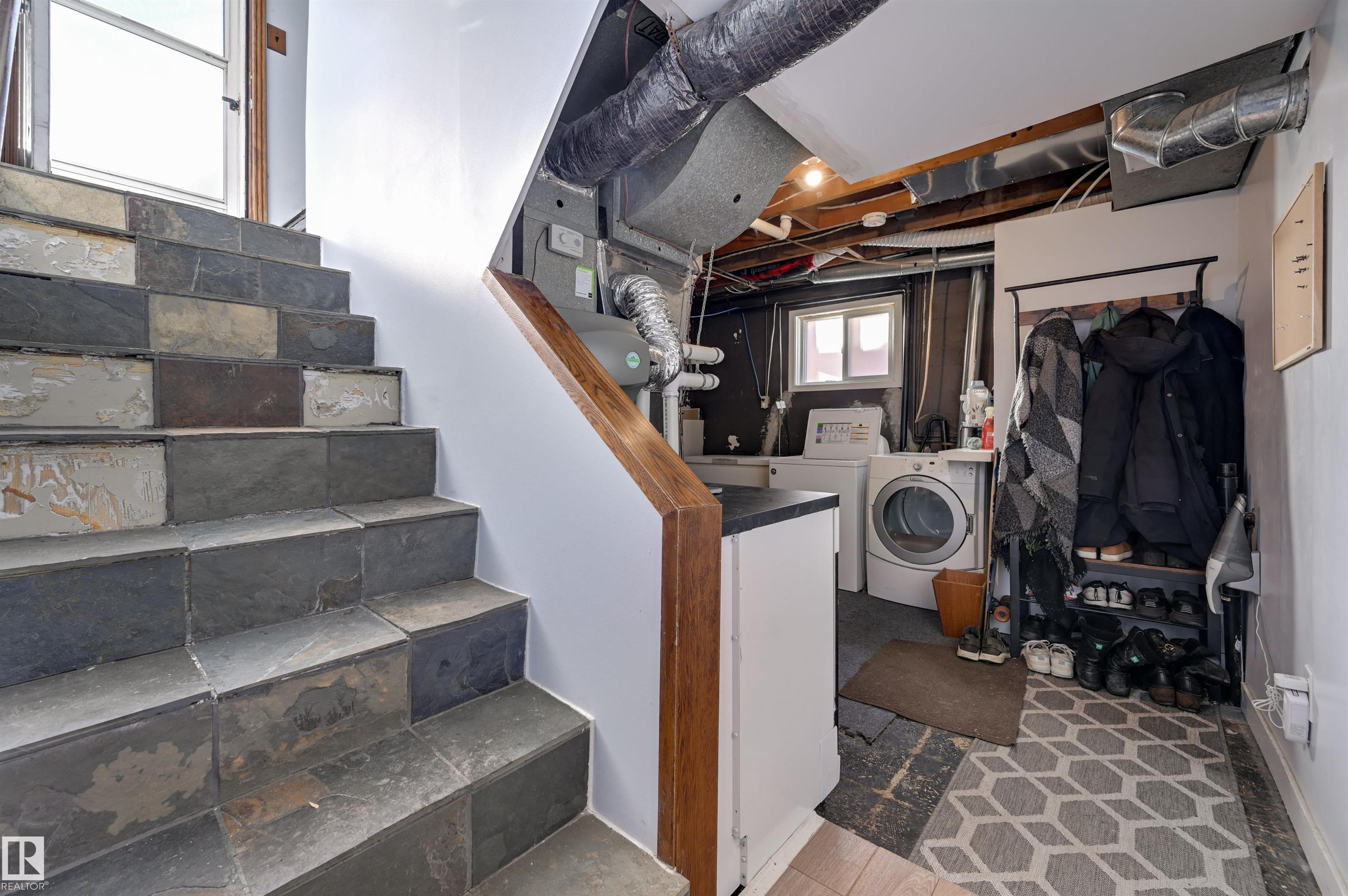 Photo 24 at 10911 66 Avenue NW, Parkallen, Edmonton