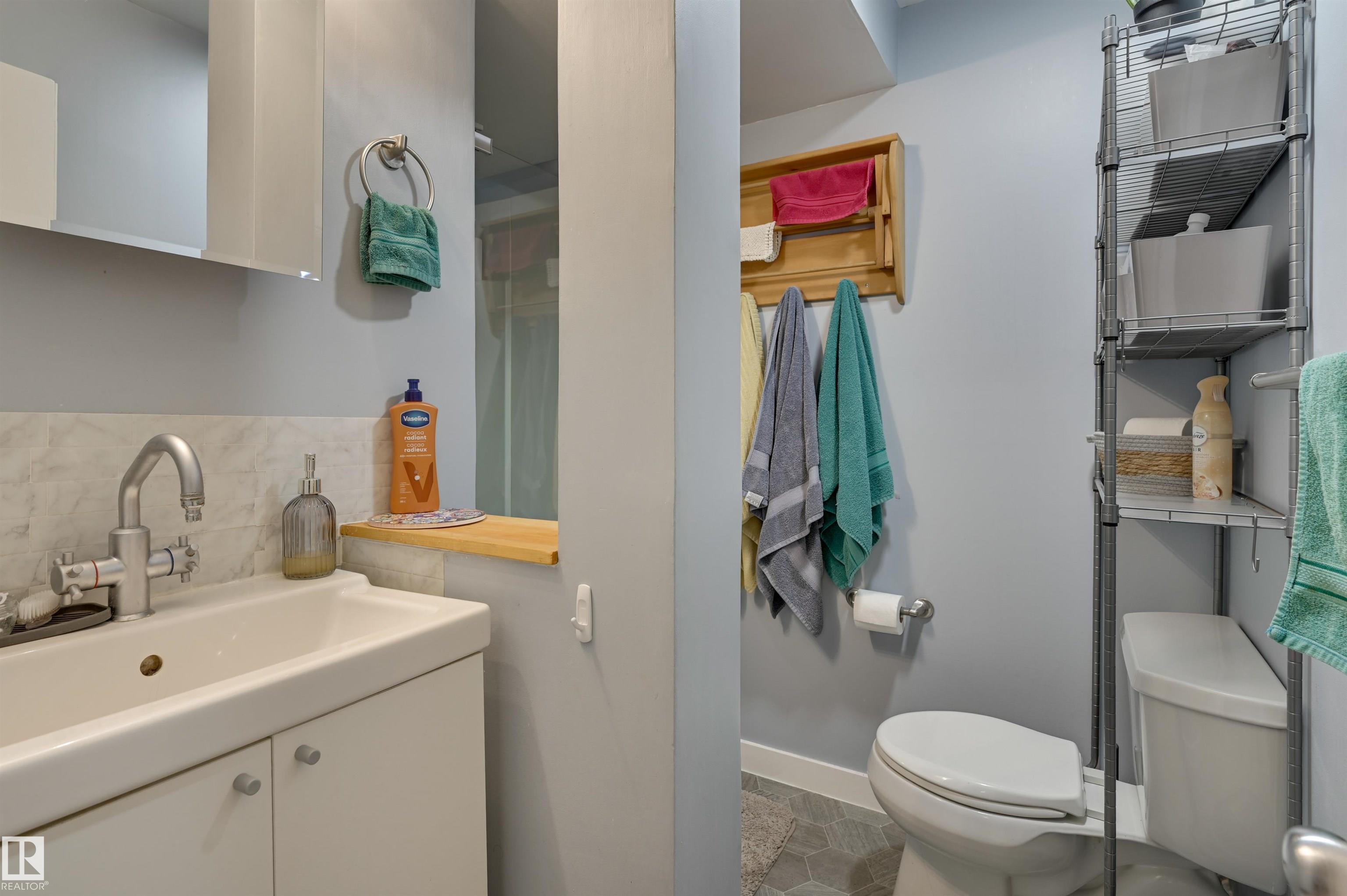 Photo 29 at 10911 66 Avenue NW, Parkallen, Edmonton