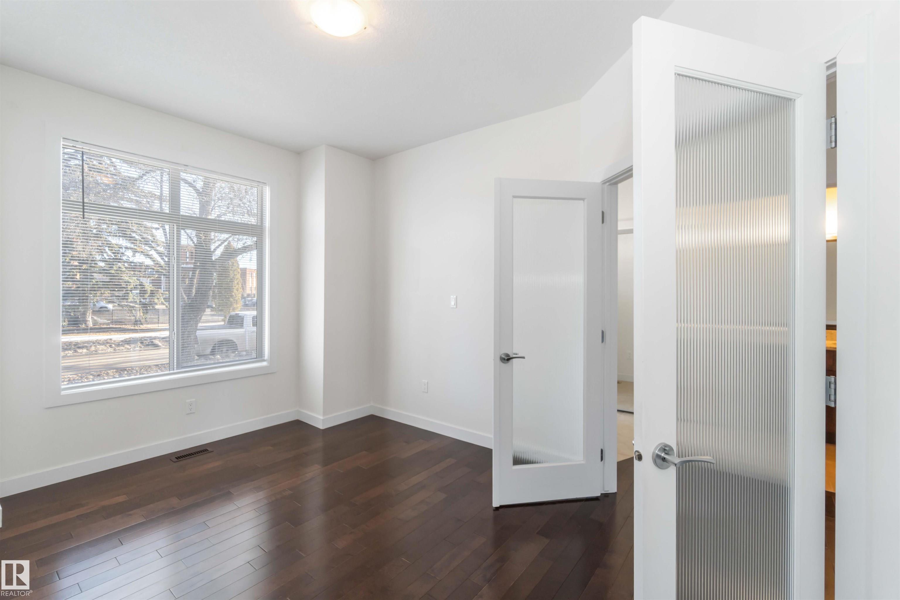 Photo 20 at 11118 129 Street NW, Inglewood, Edmonton