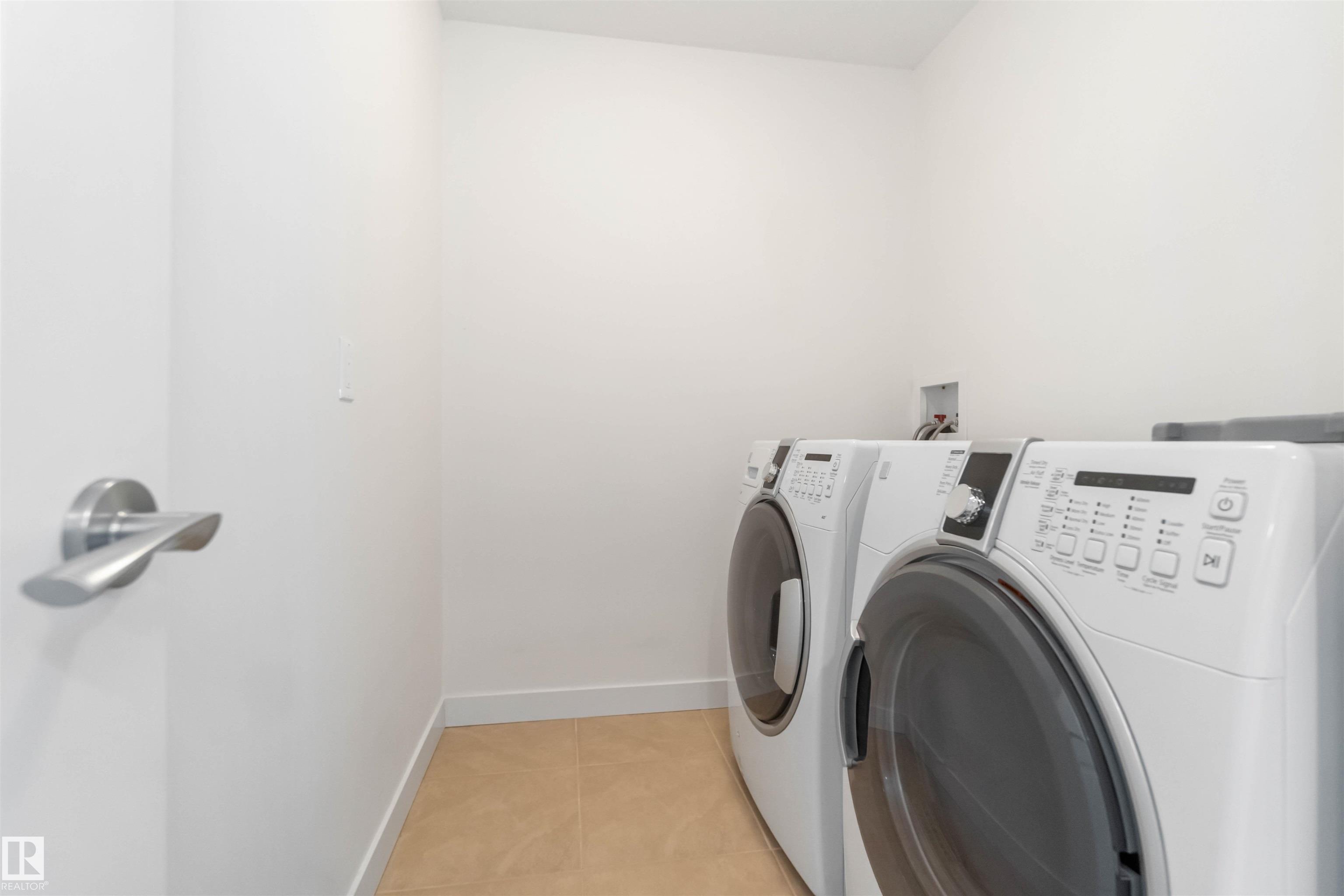 Photo 36 at 11118 129 Street NW, Inglewood, Edmonton