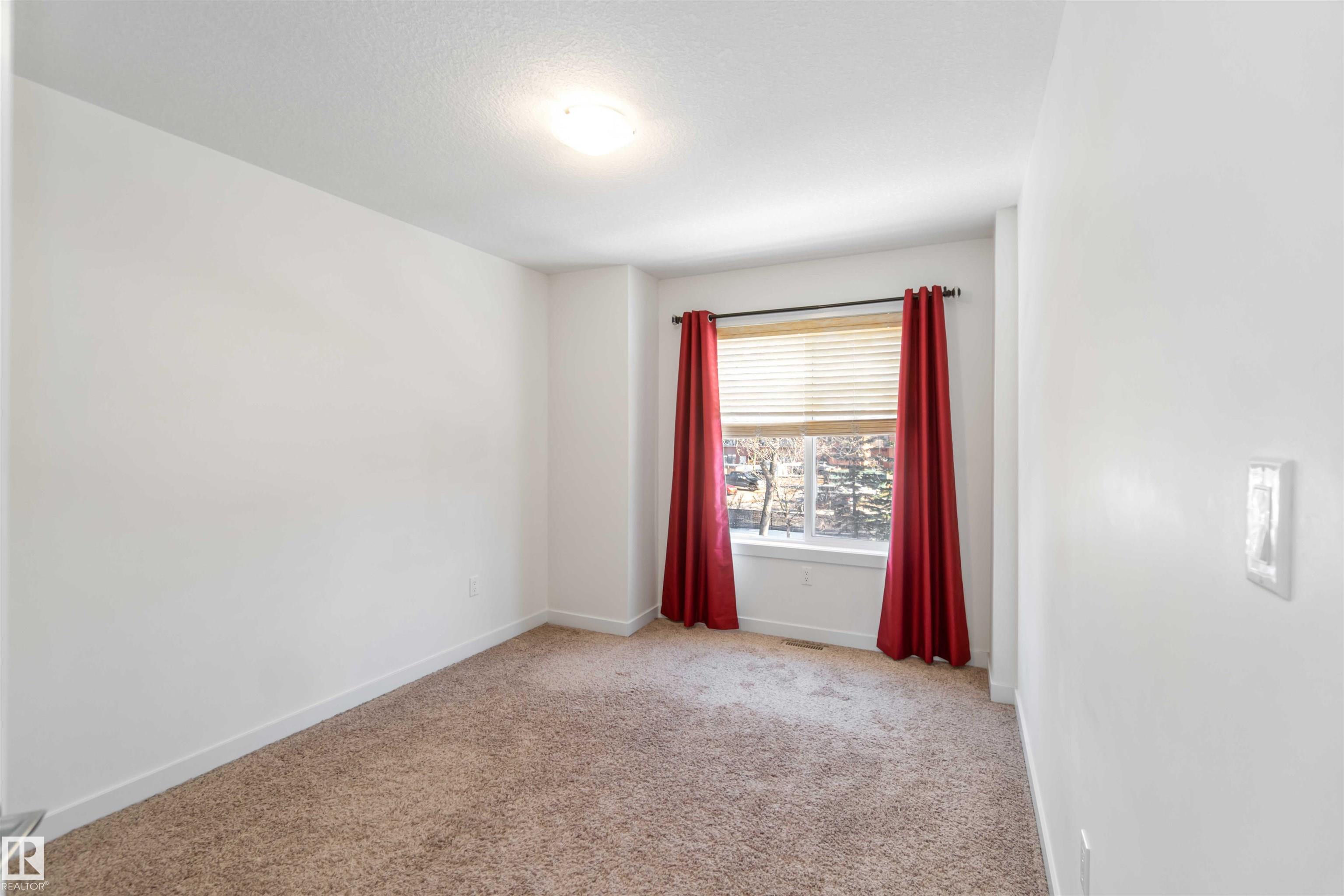 Photo 38 at 11118 129 Street NW, Inglewood, Edmonton