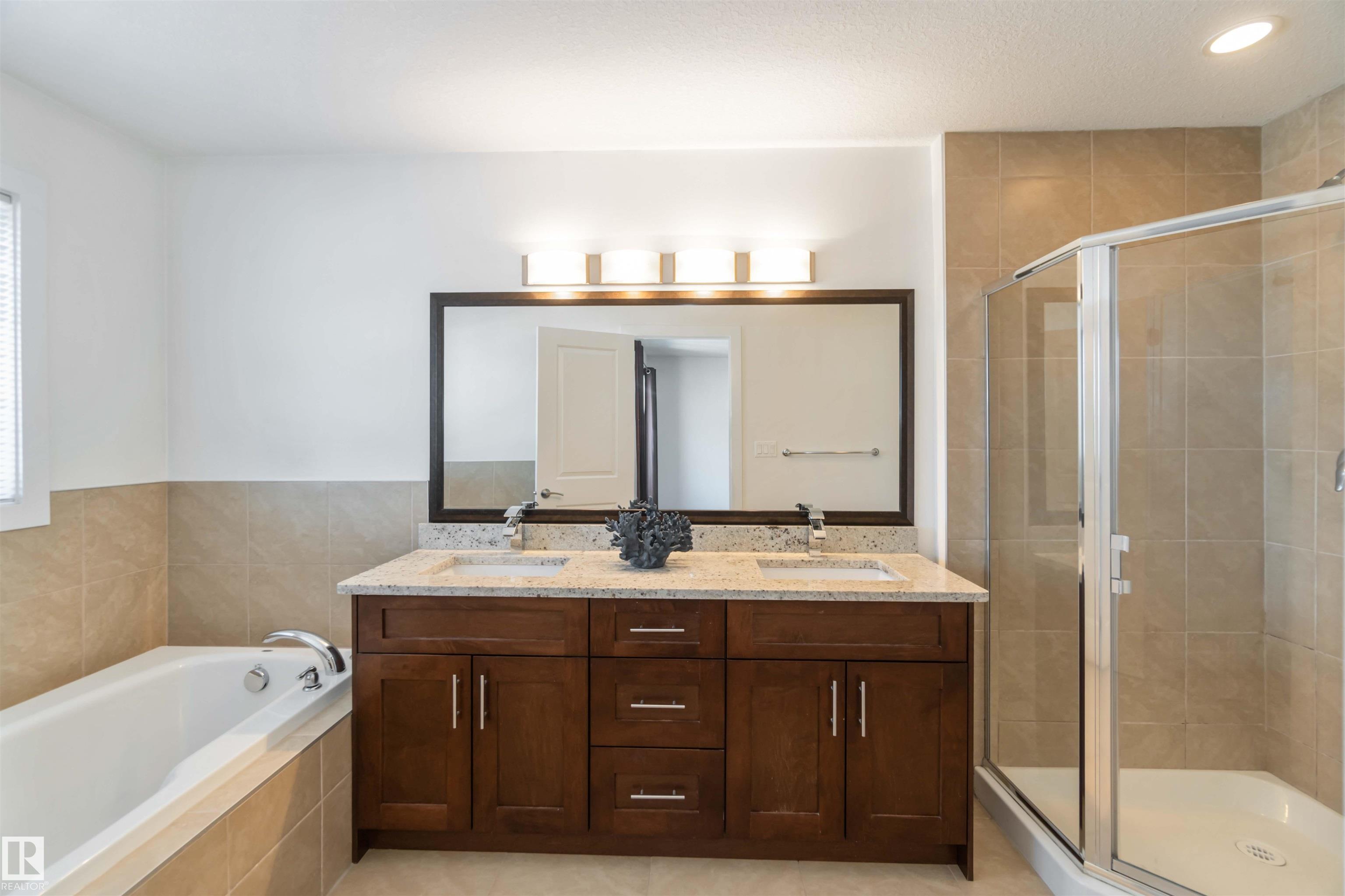 Photo 42 at 11118 129 Street NW, Inglewood, Edmonton