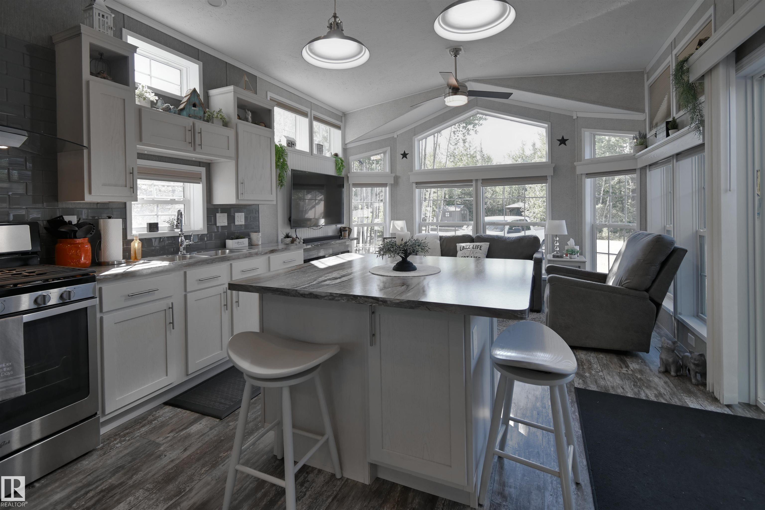 Photo 13 at 64 - 53206 Rge Road 55 A, The Ridge, Rural Parkland County