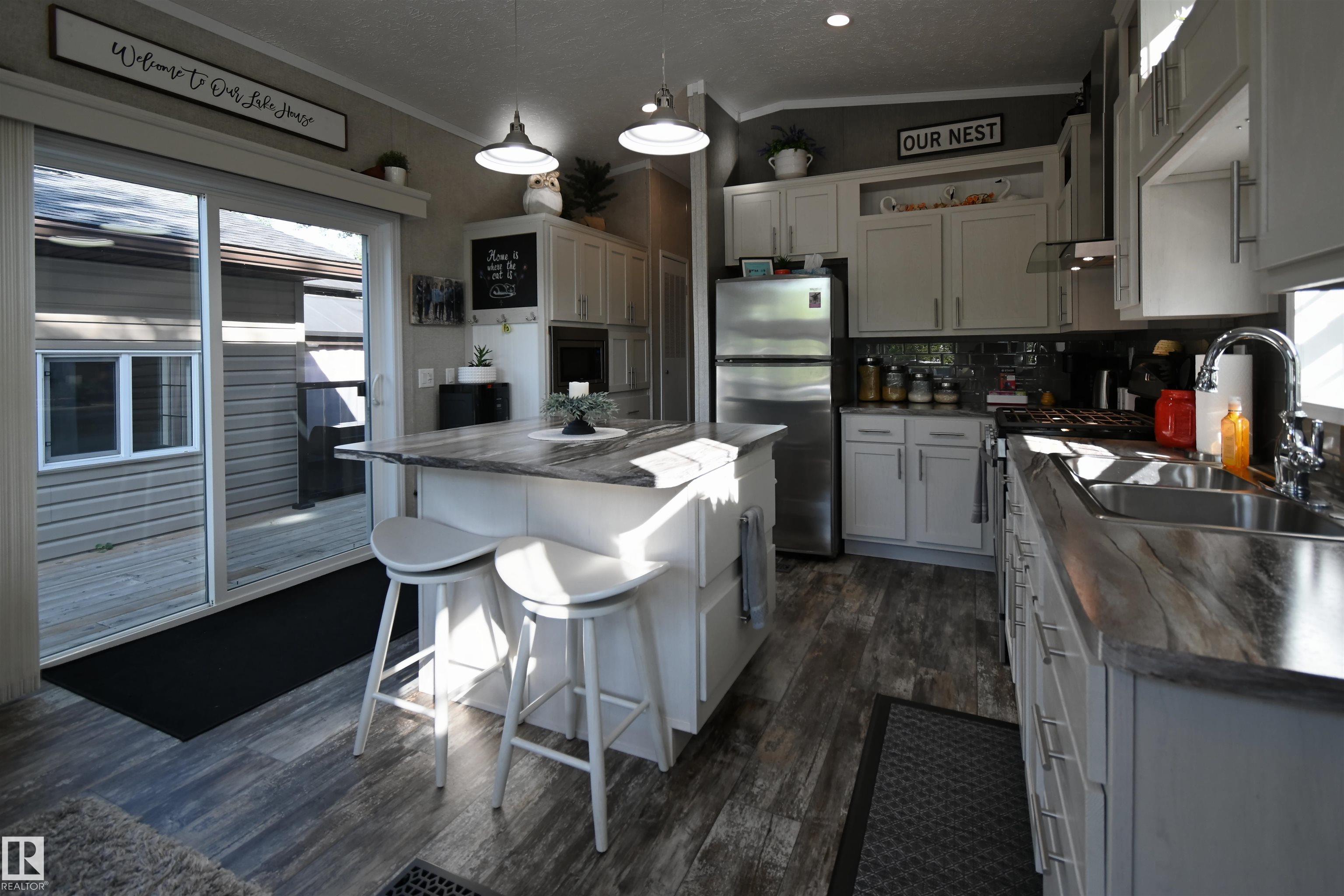 Photo 10 at 64 - 53206 Rge Road 55 A, The Ridge, Rural Parkland County