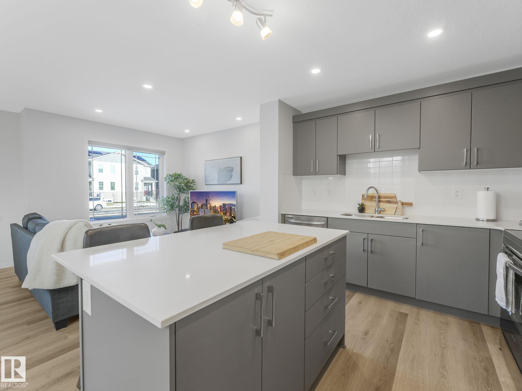 Photo 12 at 1044 Crestview Terrace, Hearthstone, Sherwood Park