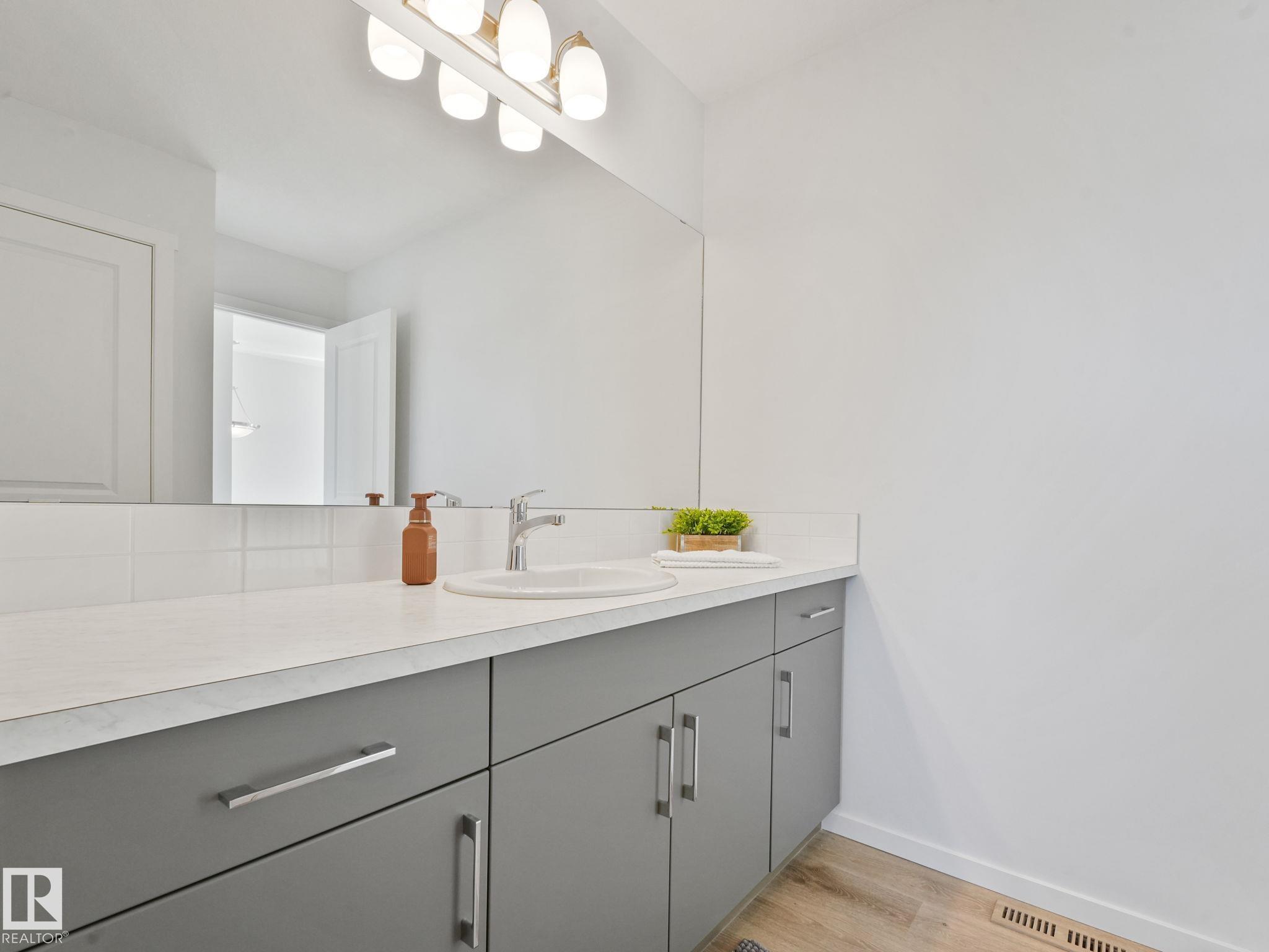 Photo 27 at 1044 Crestview Terrace, Hearthstone, Sherwood Park