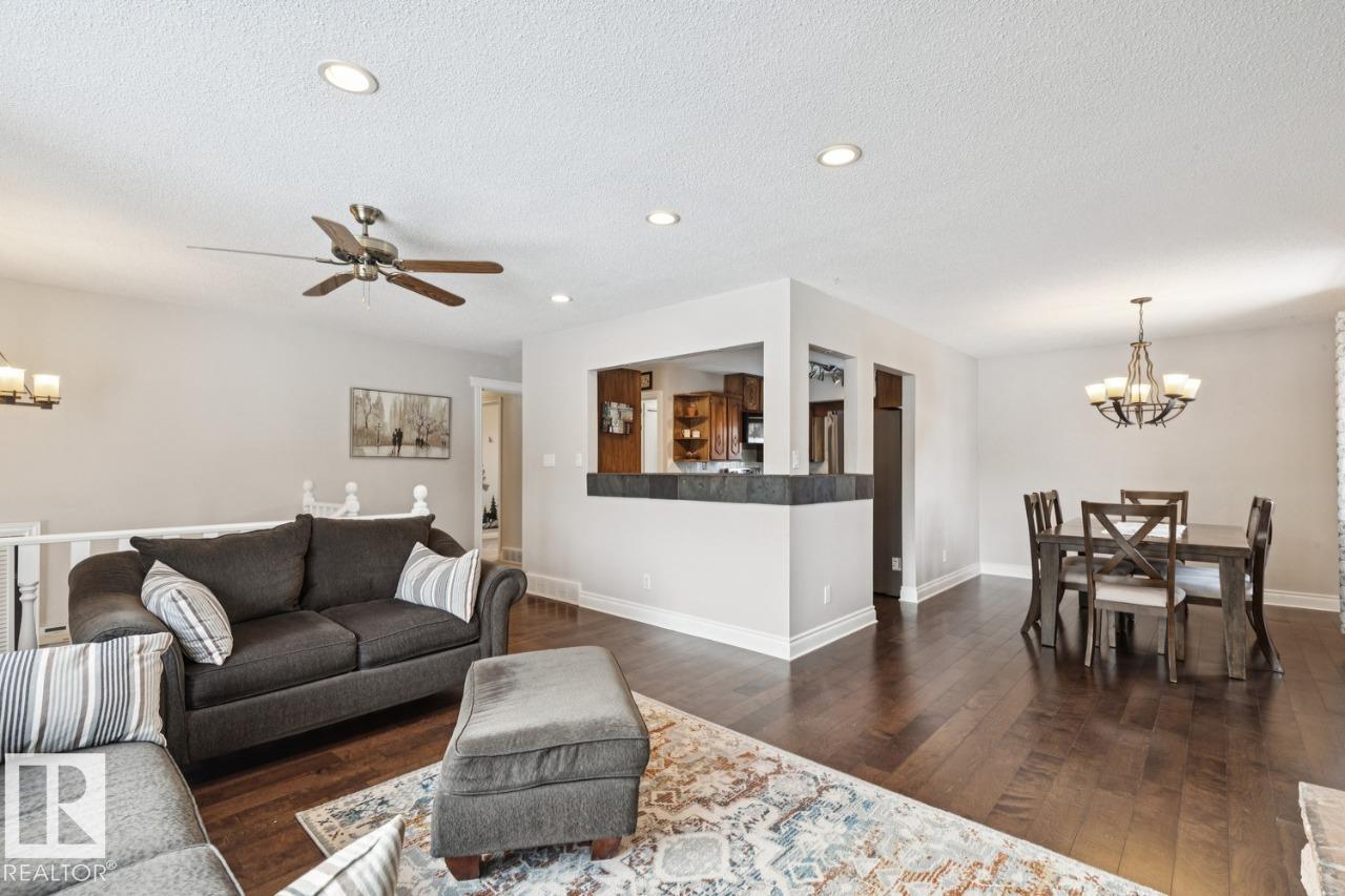 Picture for 2524 106 ST NW