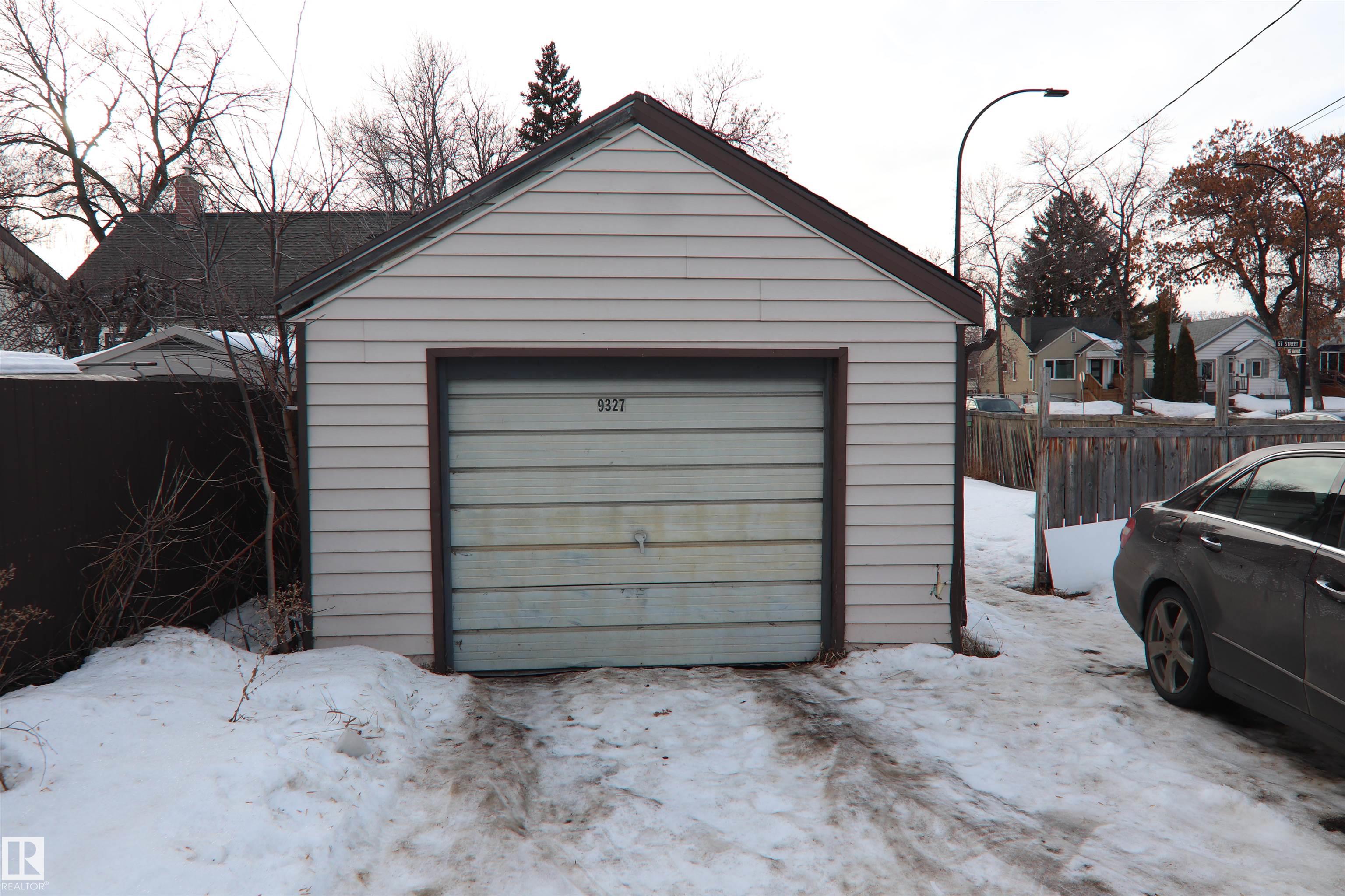 Photo 24 at 11161 67 Street NW, Highlands, Edmonton